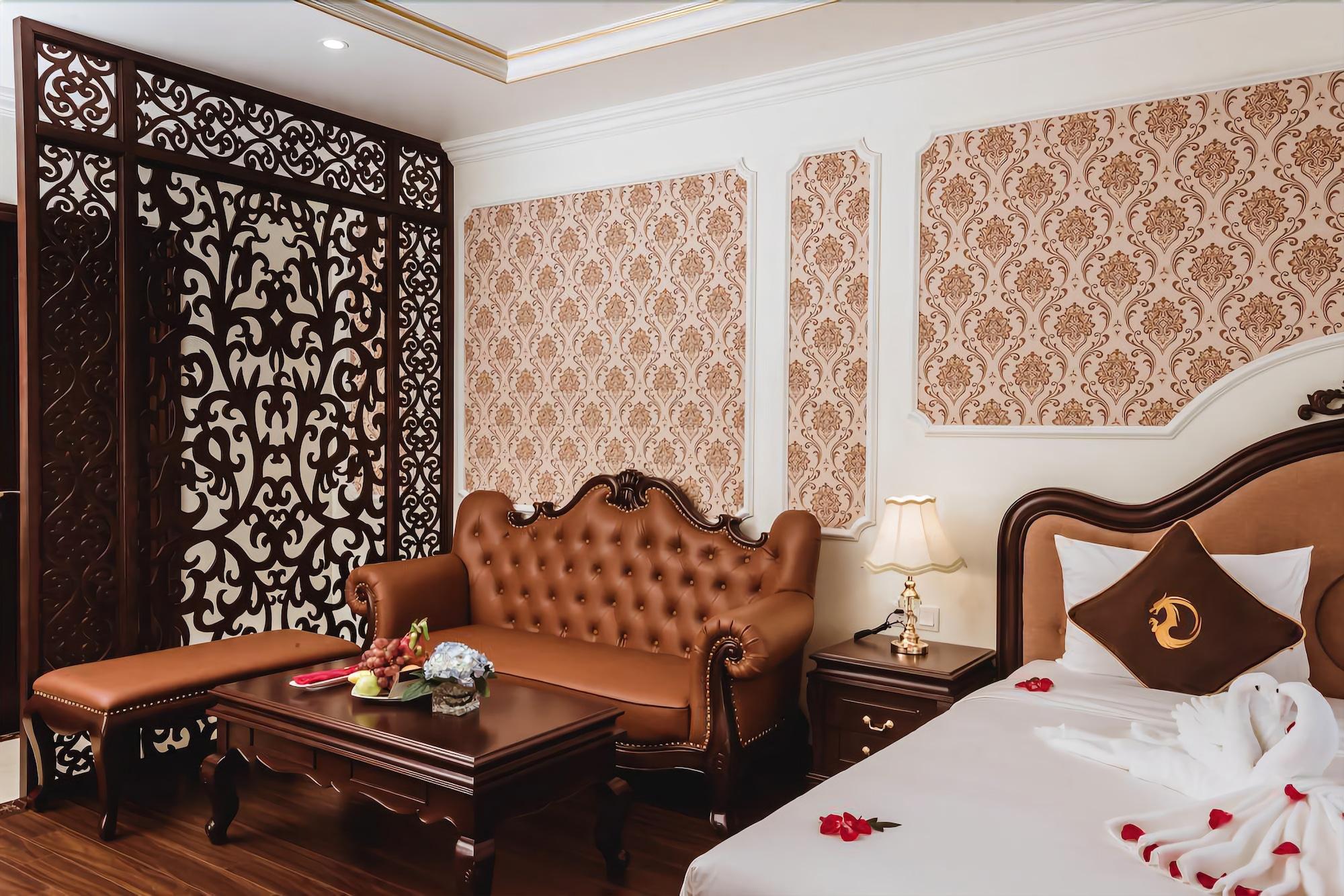 Dragon Legend Hotel