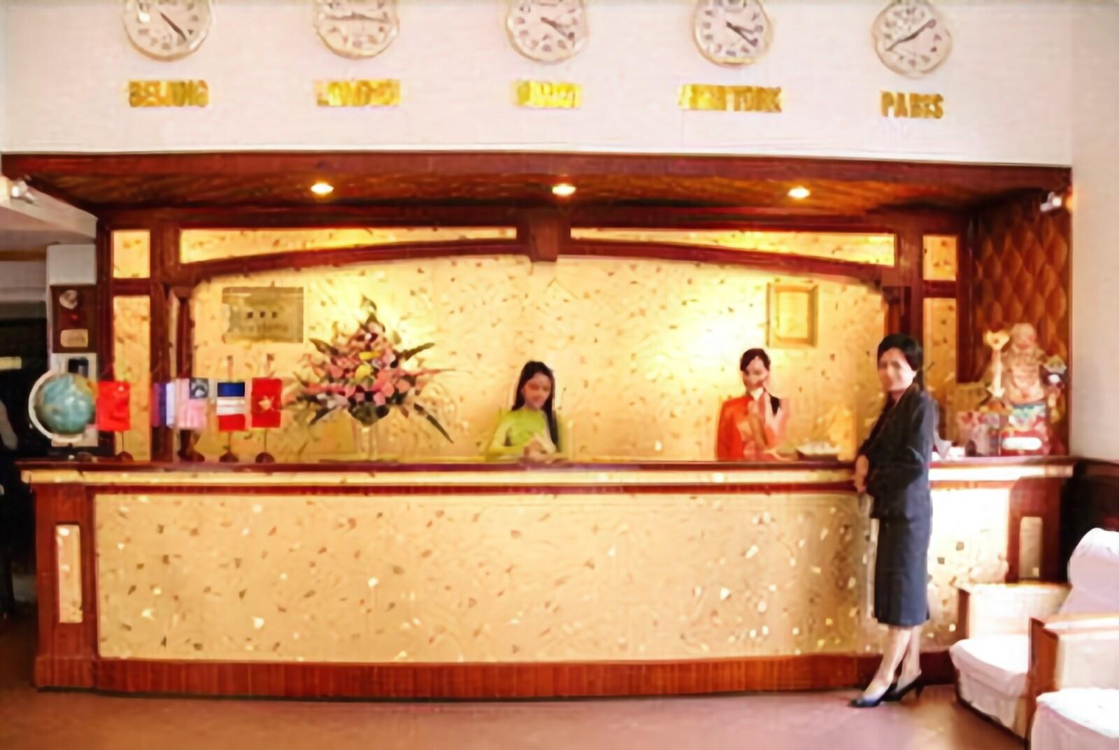 Bach Dang Hotel
