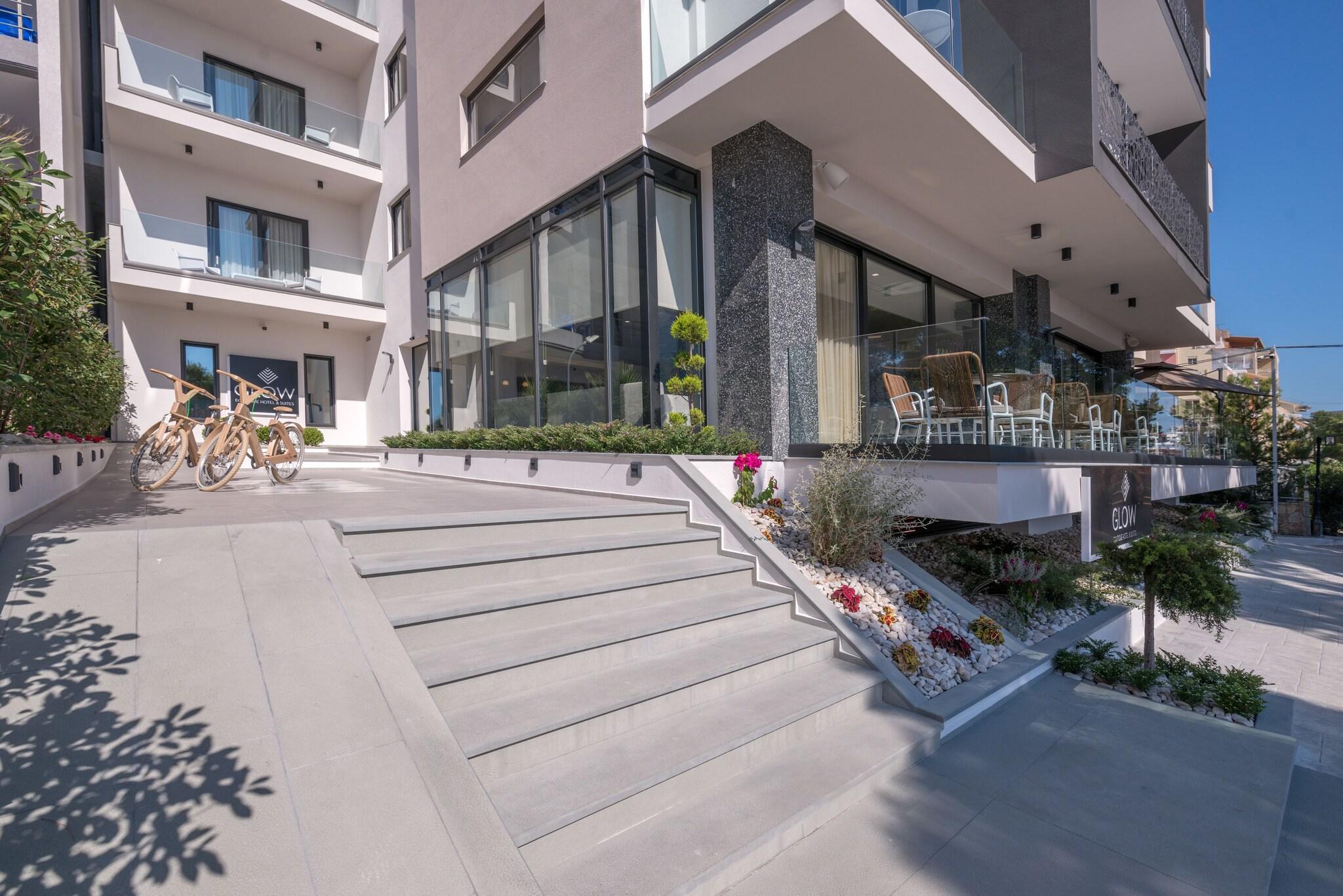 Glow Boutique Hotel & Suites - photo