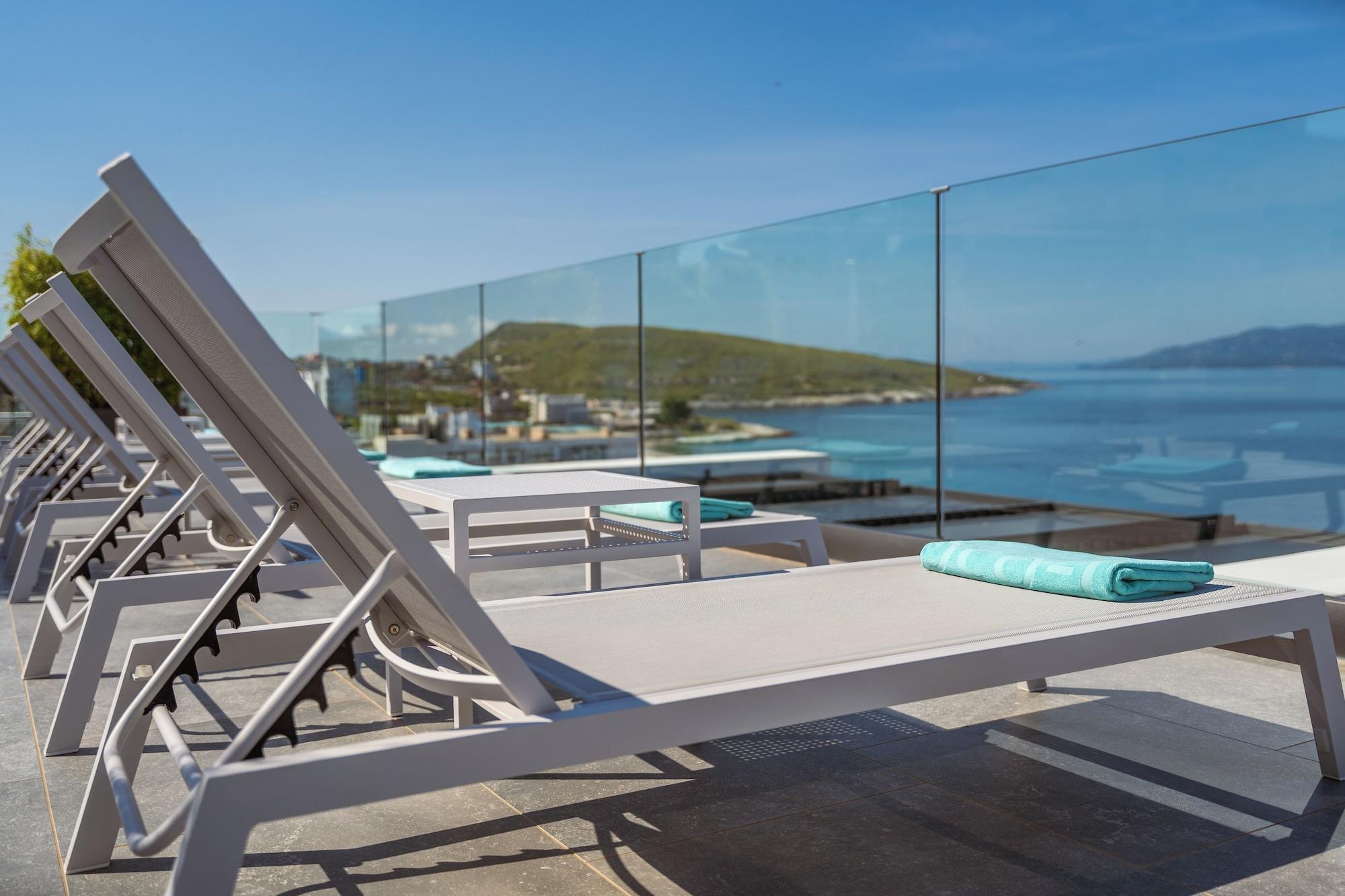 Glow Boutique Hotel & Suites - photo