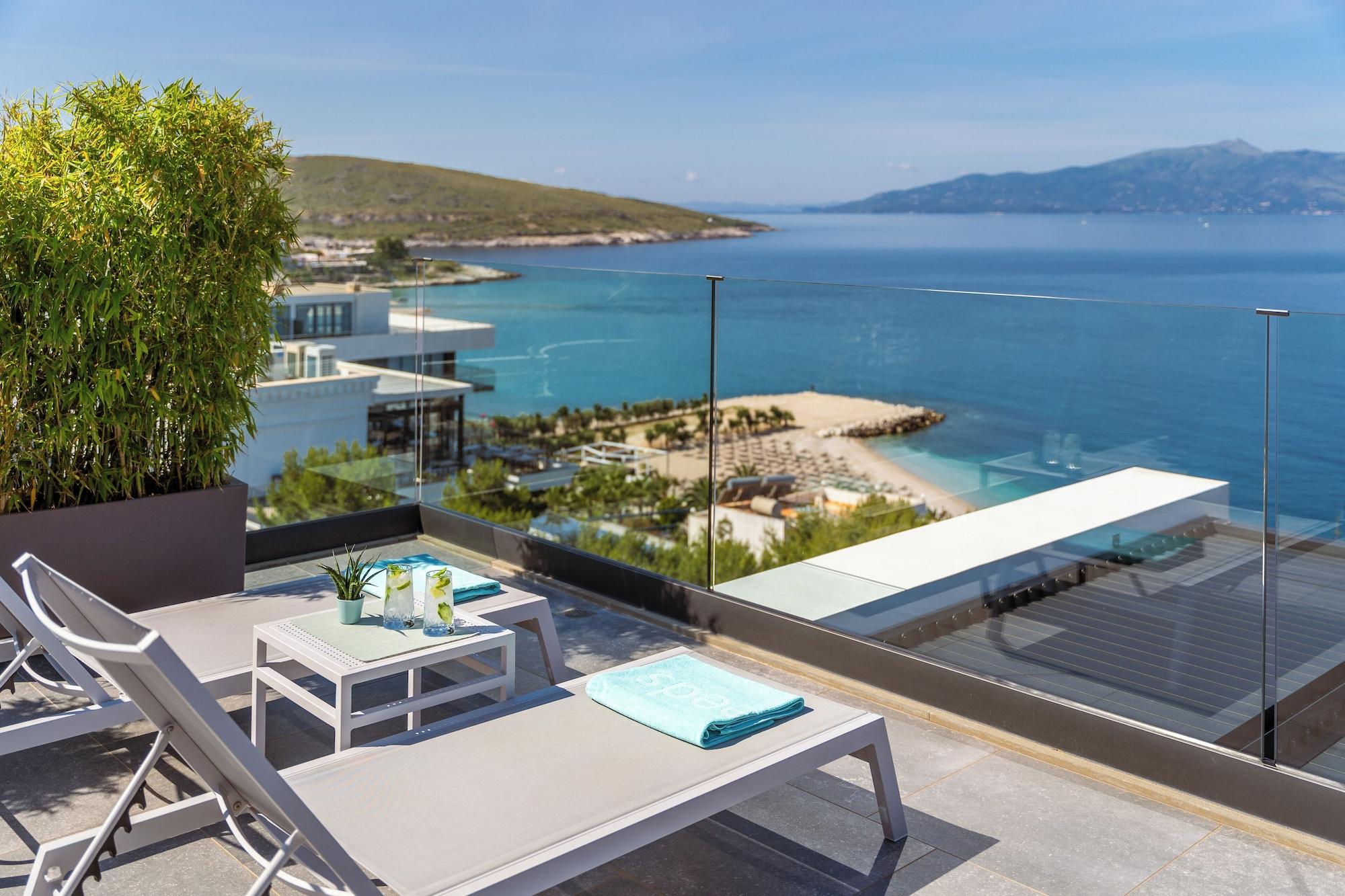 Glow Boutique Hotel & Suites - photo