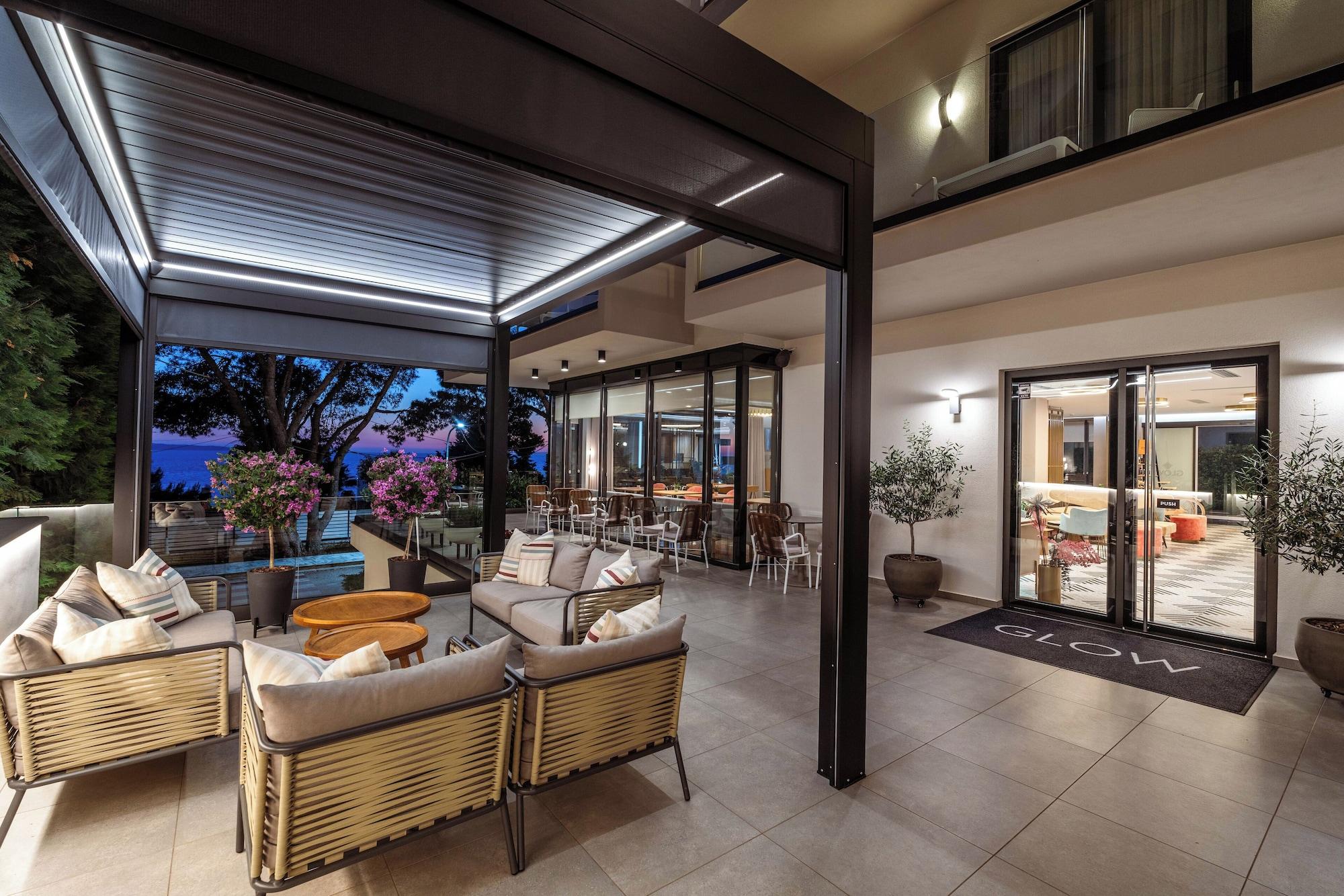 Glow Boutique Hotel & Suites - photo