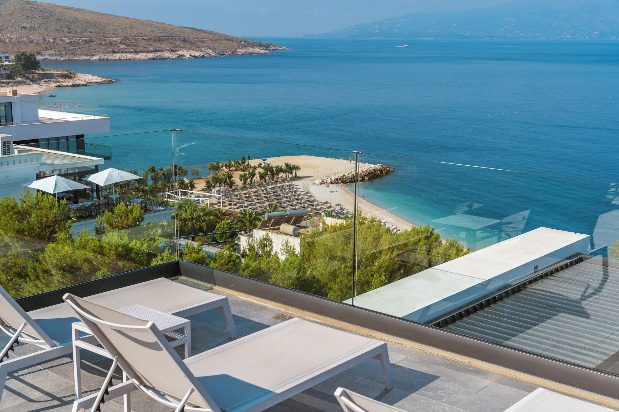 Glow Boutique Hotel & Suites - photo