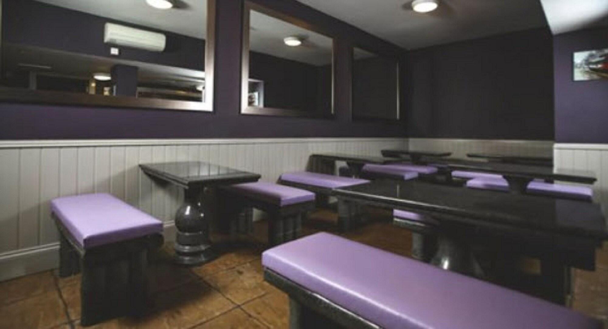Siberia Bar & Hotel
