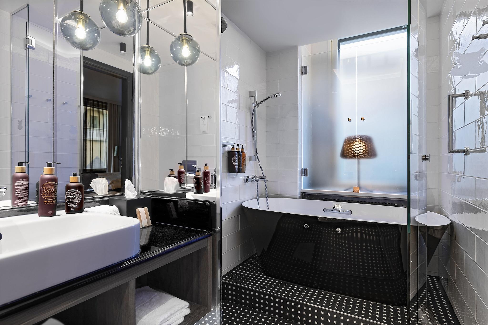 Hotel U14, Autograph Collection by null