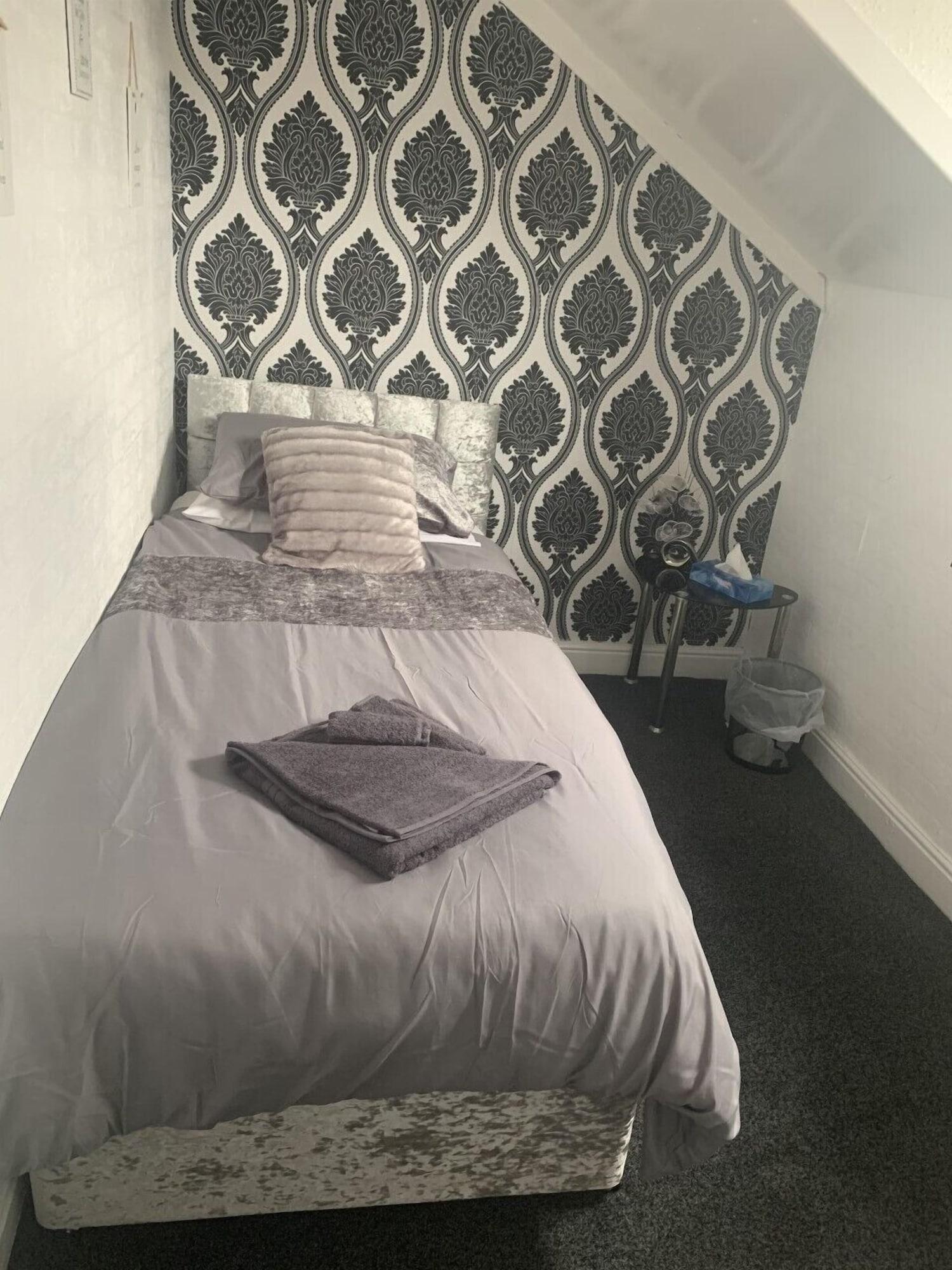 The Butterfly Hotel - Group Weekends