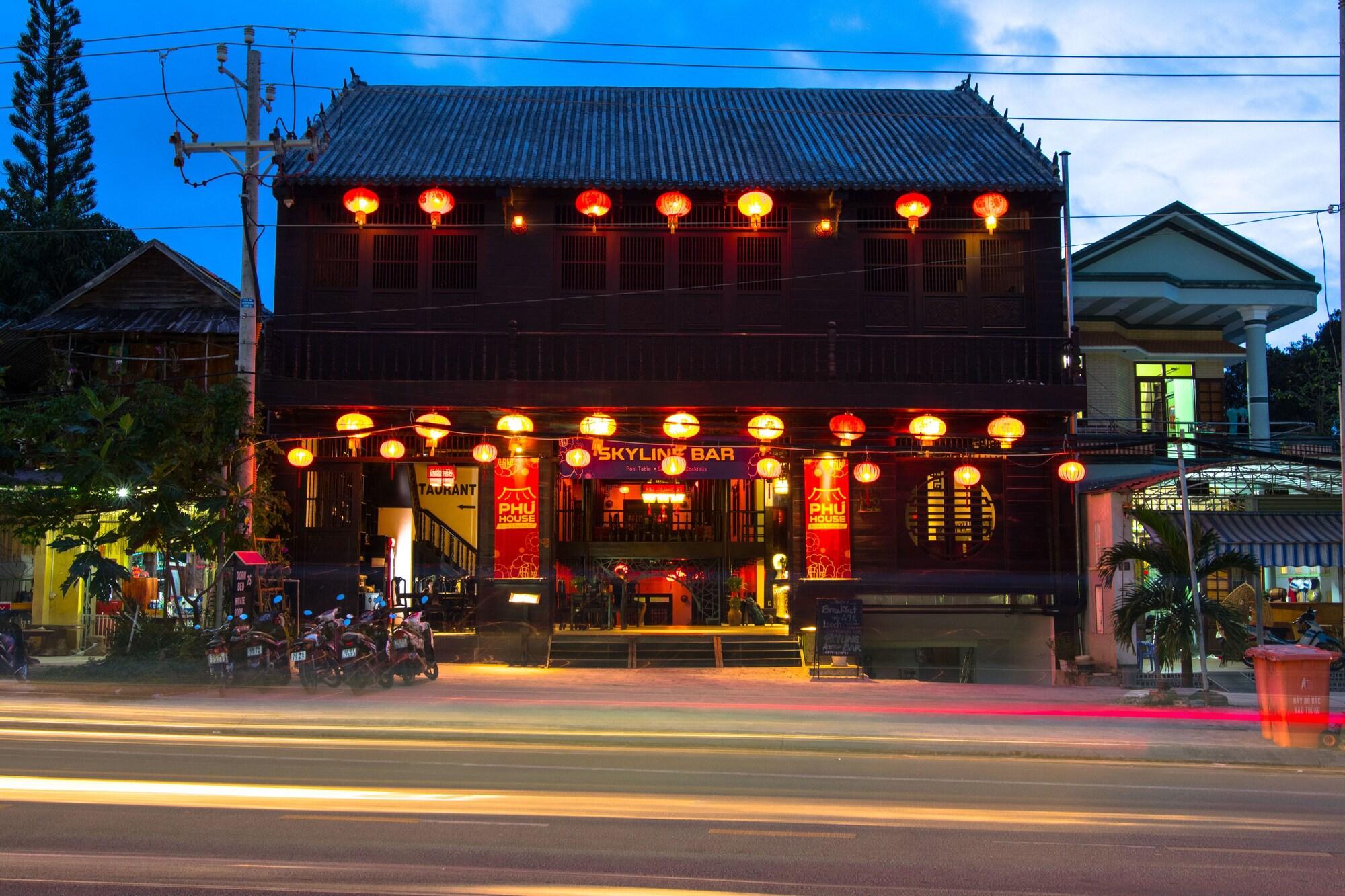 Phu House - фото