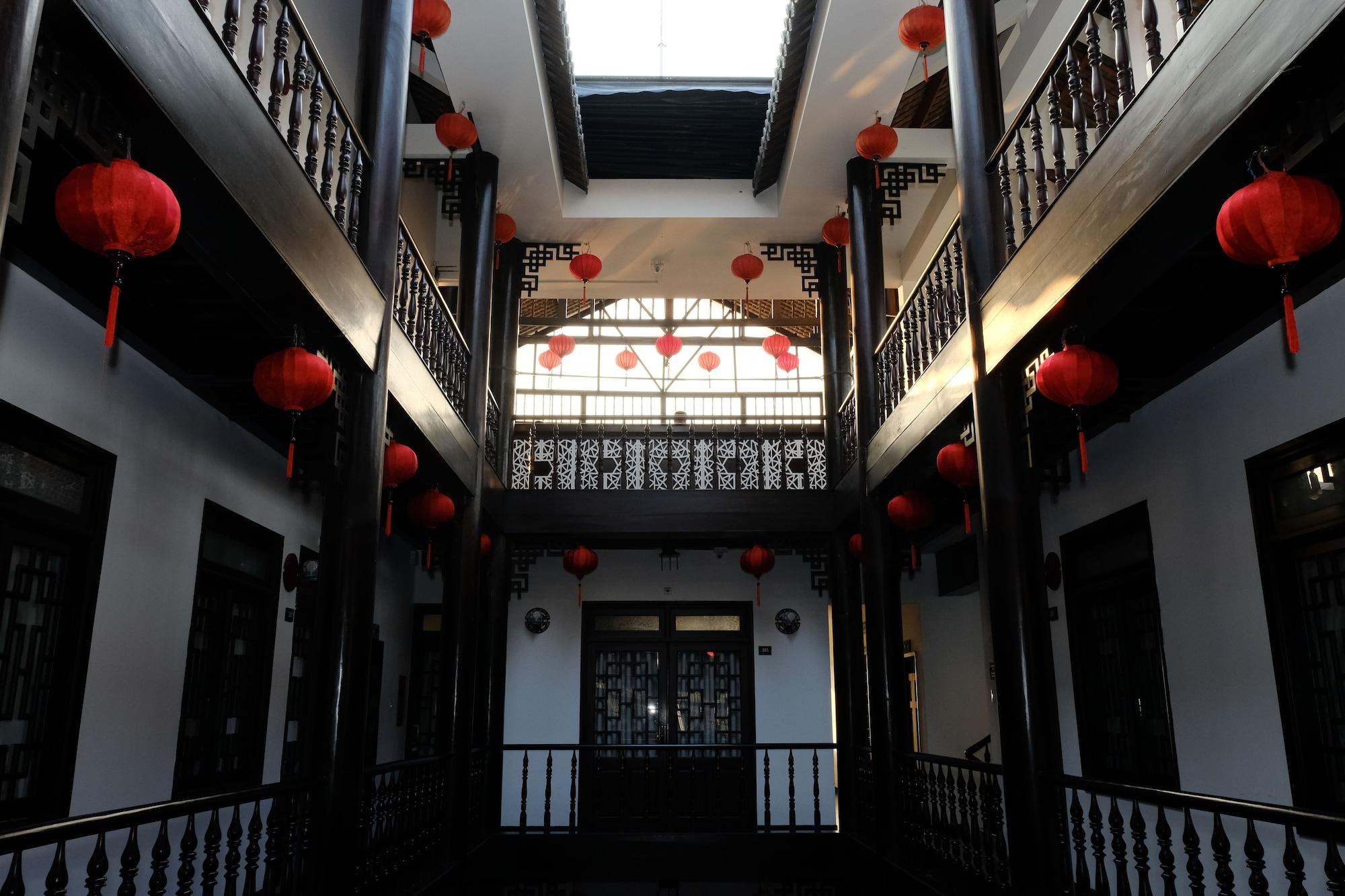 Phu House - фото