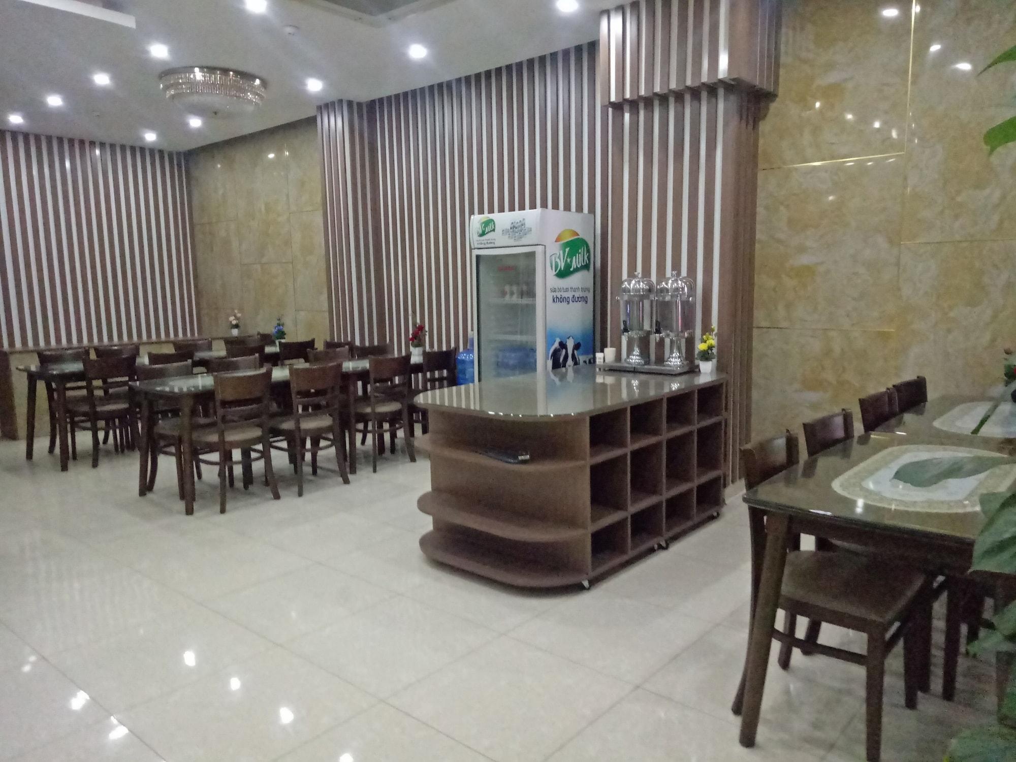 Duc Long Hotel