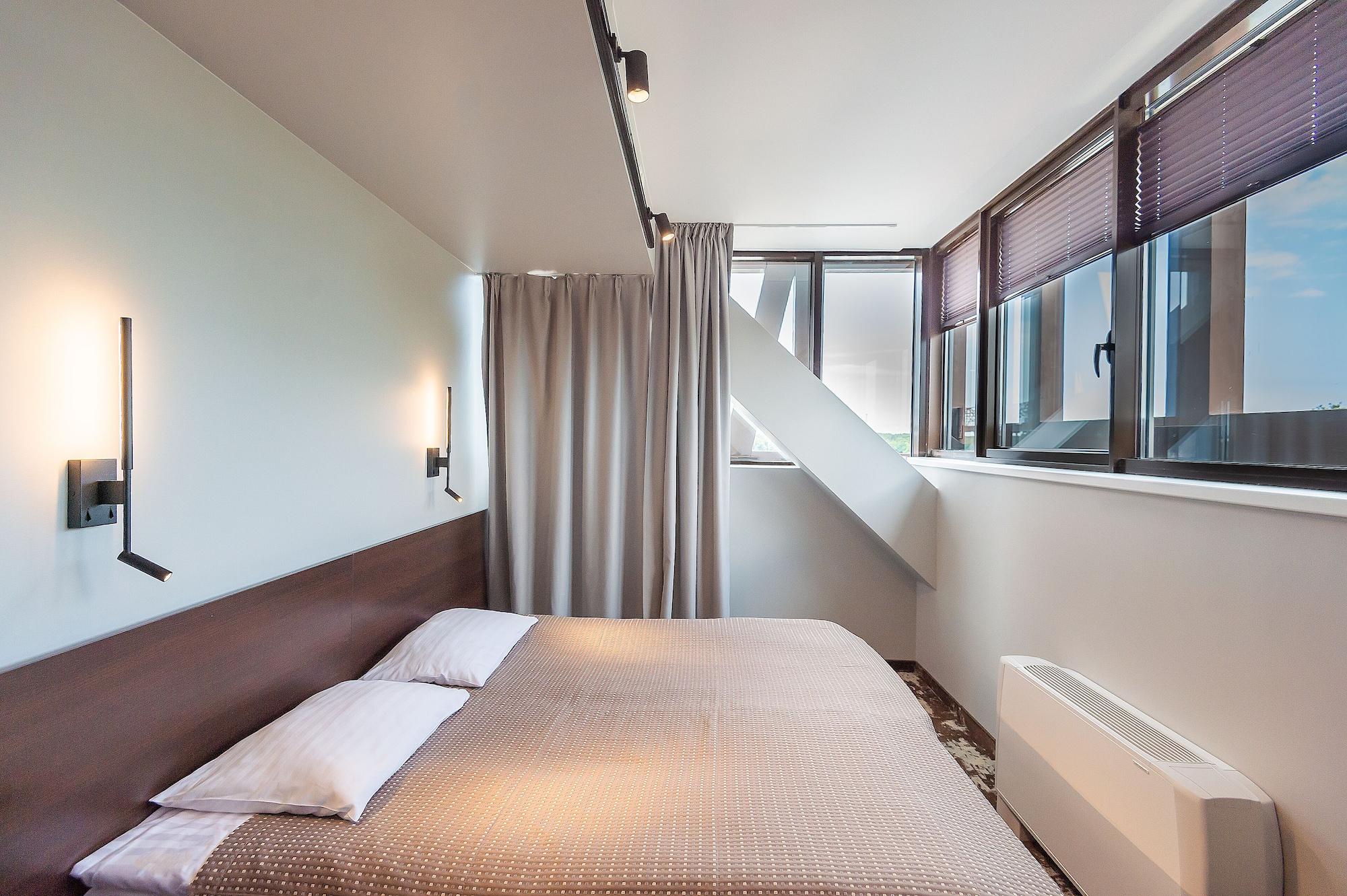 Old Mill Hotel by null