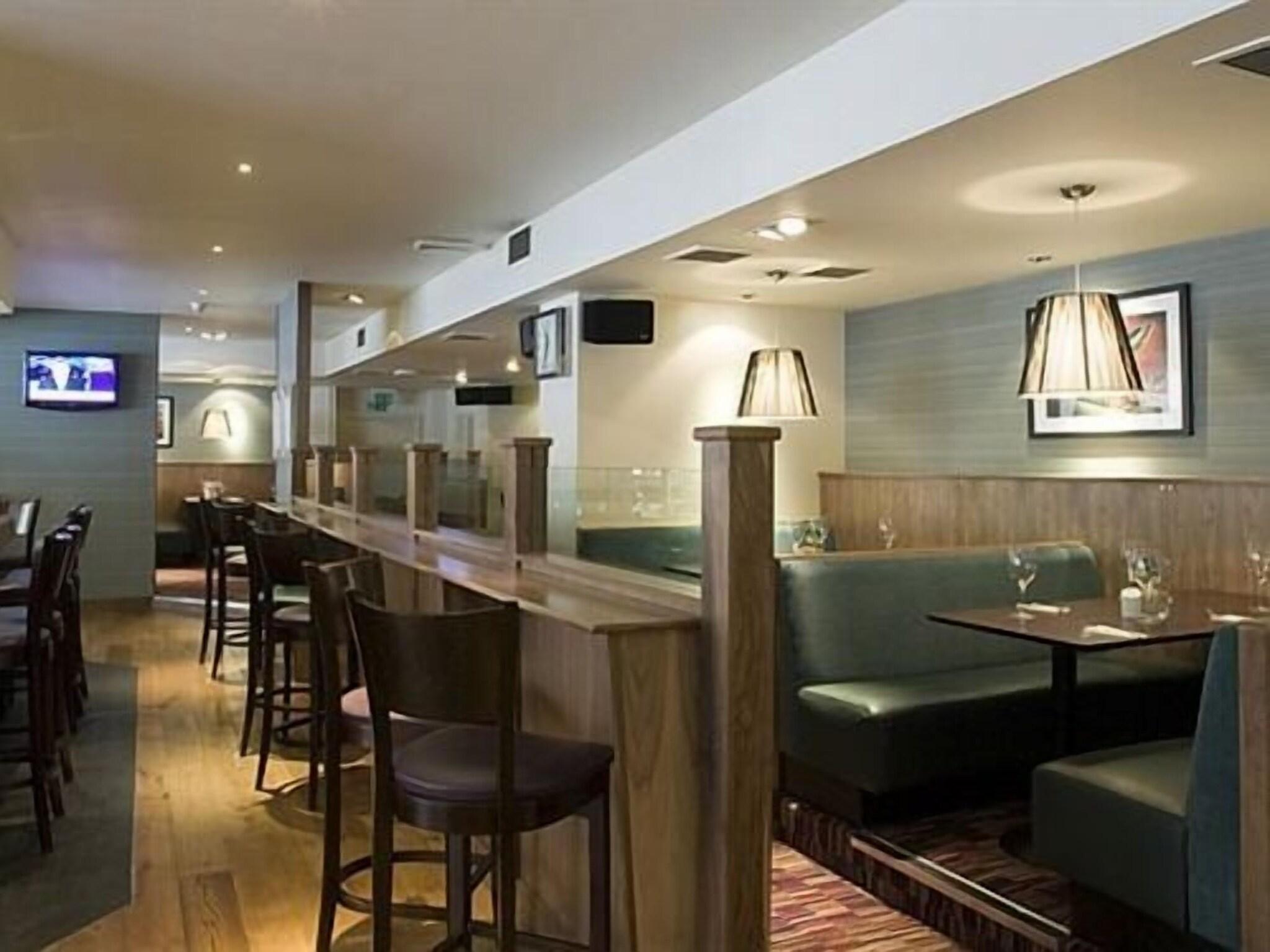The Orchard Park Hotel