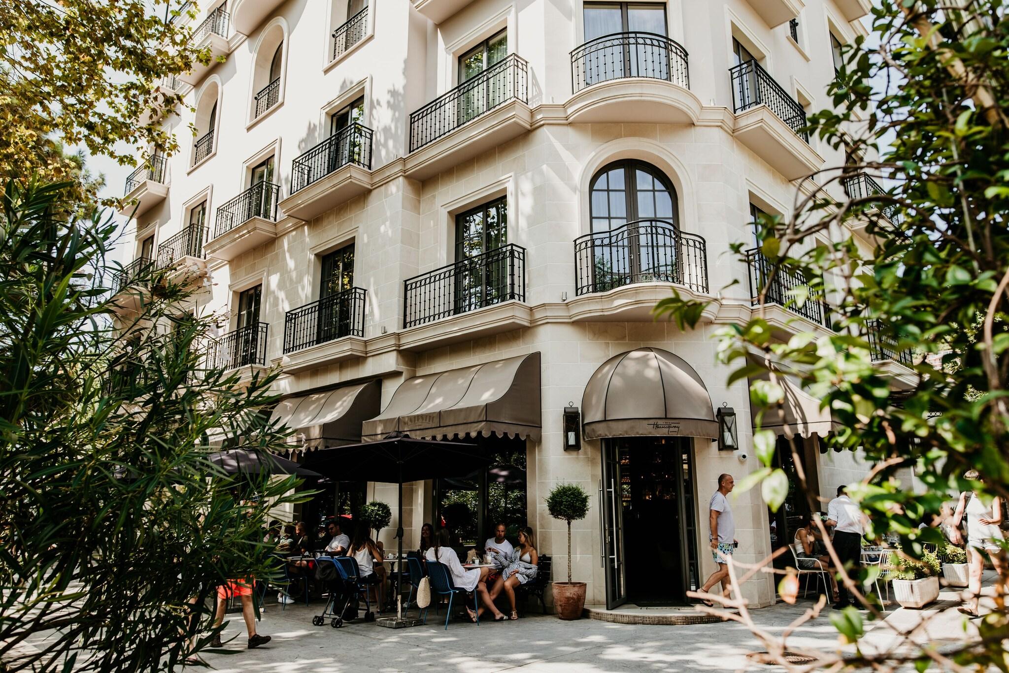 Hotel Majestic - photo