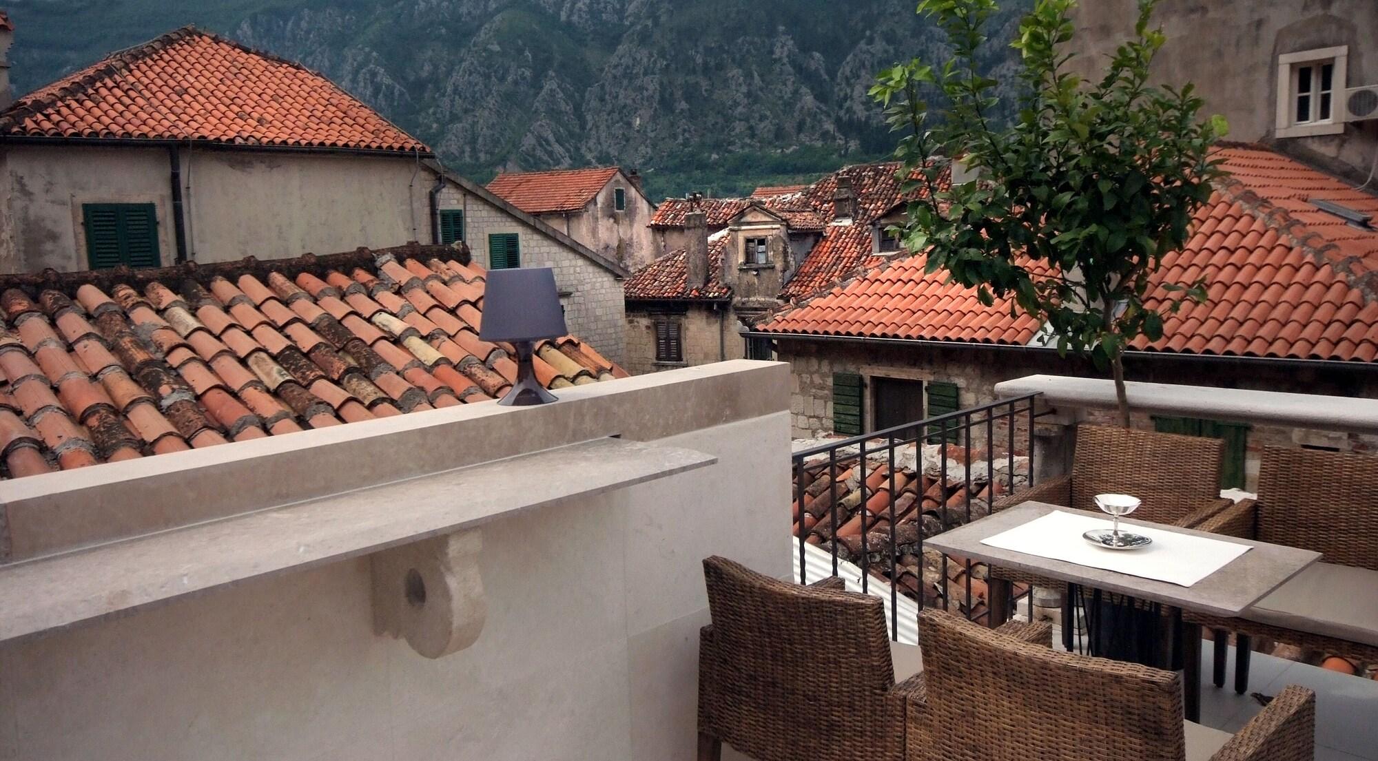 Hotel Hippocampus by null