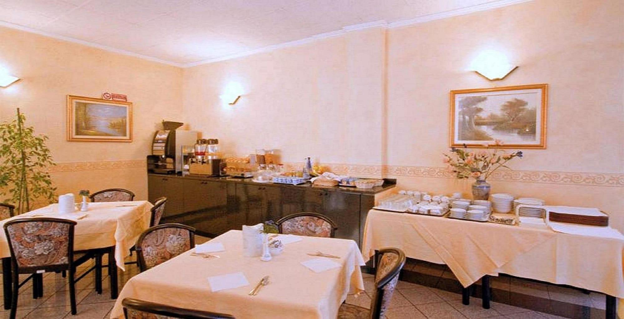 Piccolo Hotel