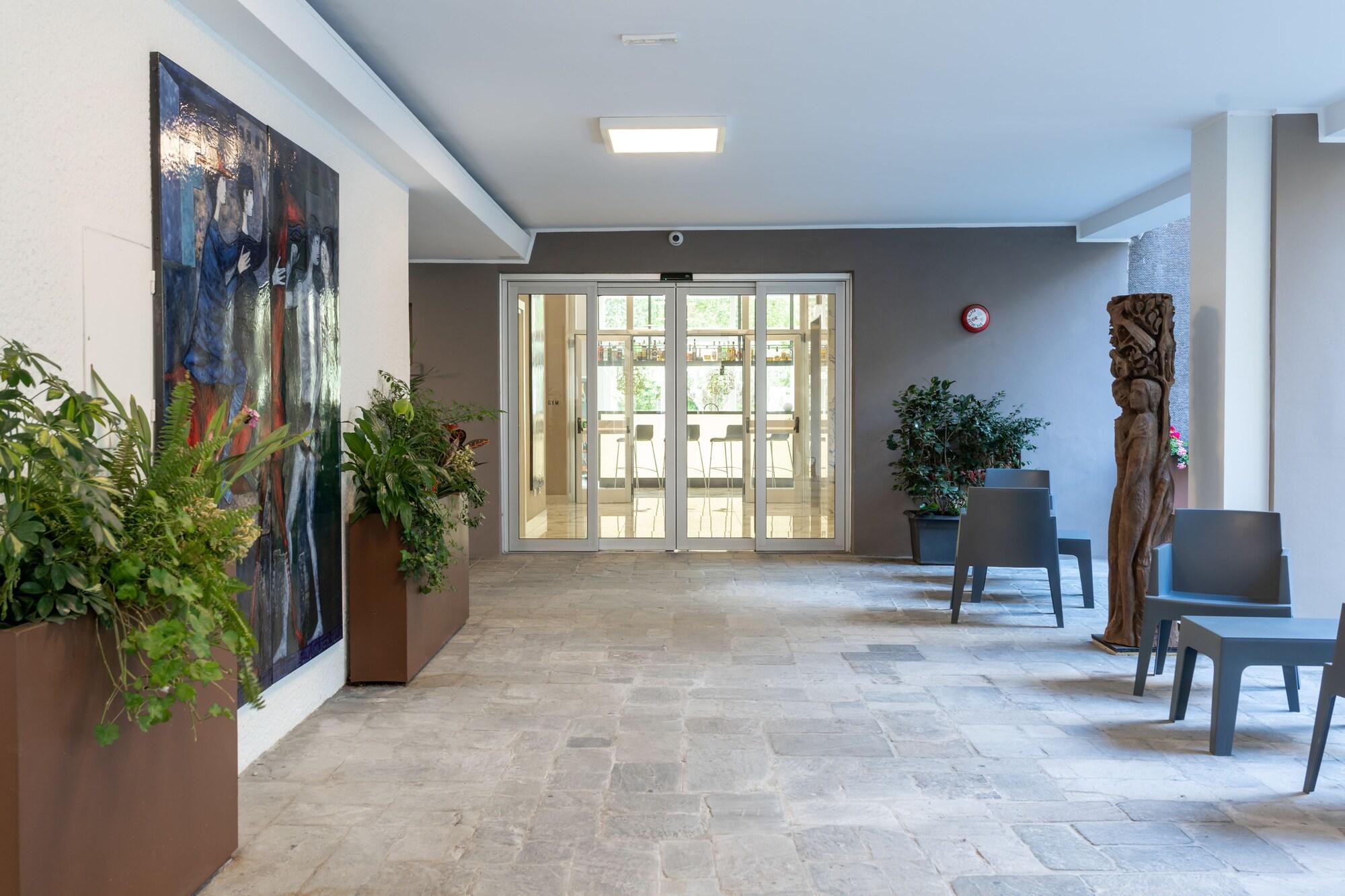 Hotel Milano Castello - photo