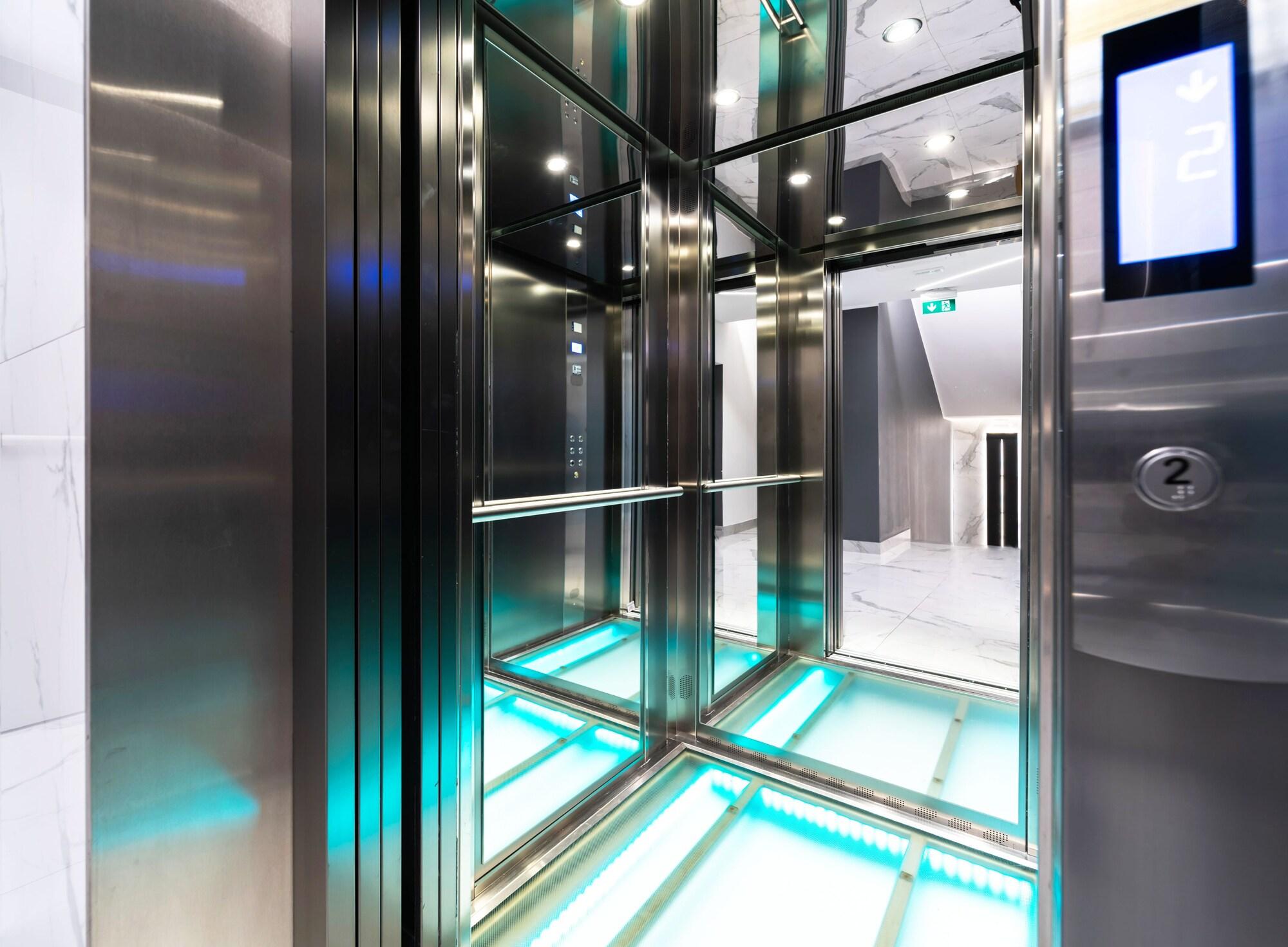 Hotel Milano Castello - photo