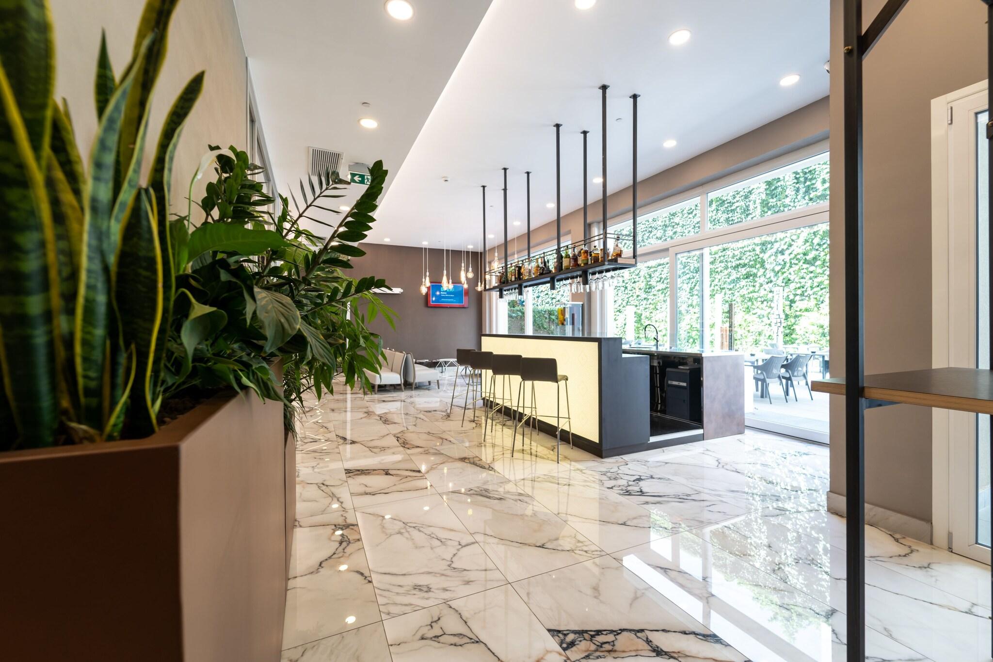 Hotel Milano Castello - photo