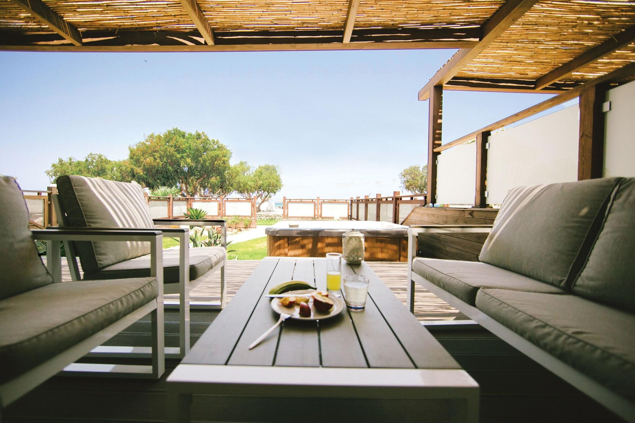 Atlantis Hotel - фото