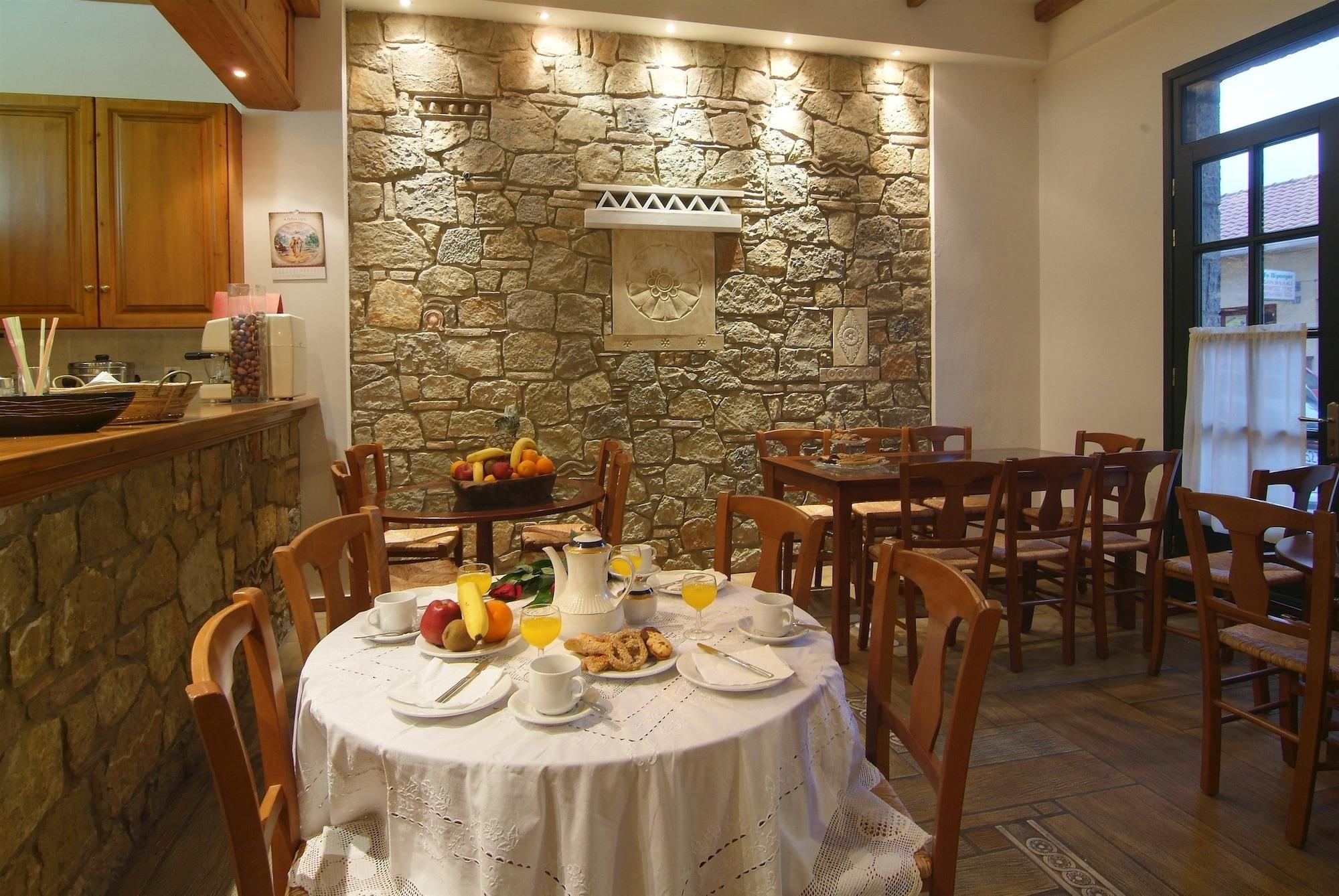 Artemis Hotel