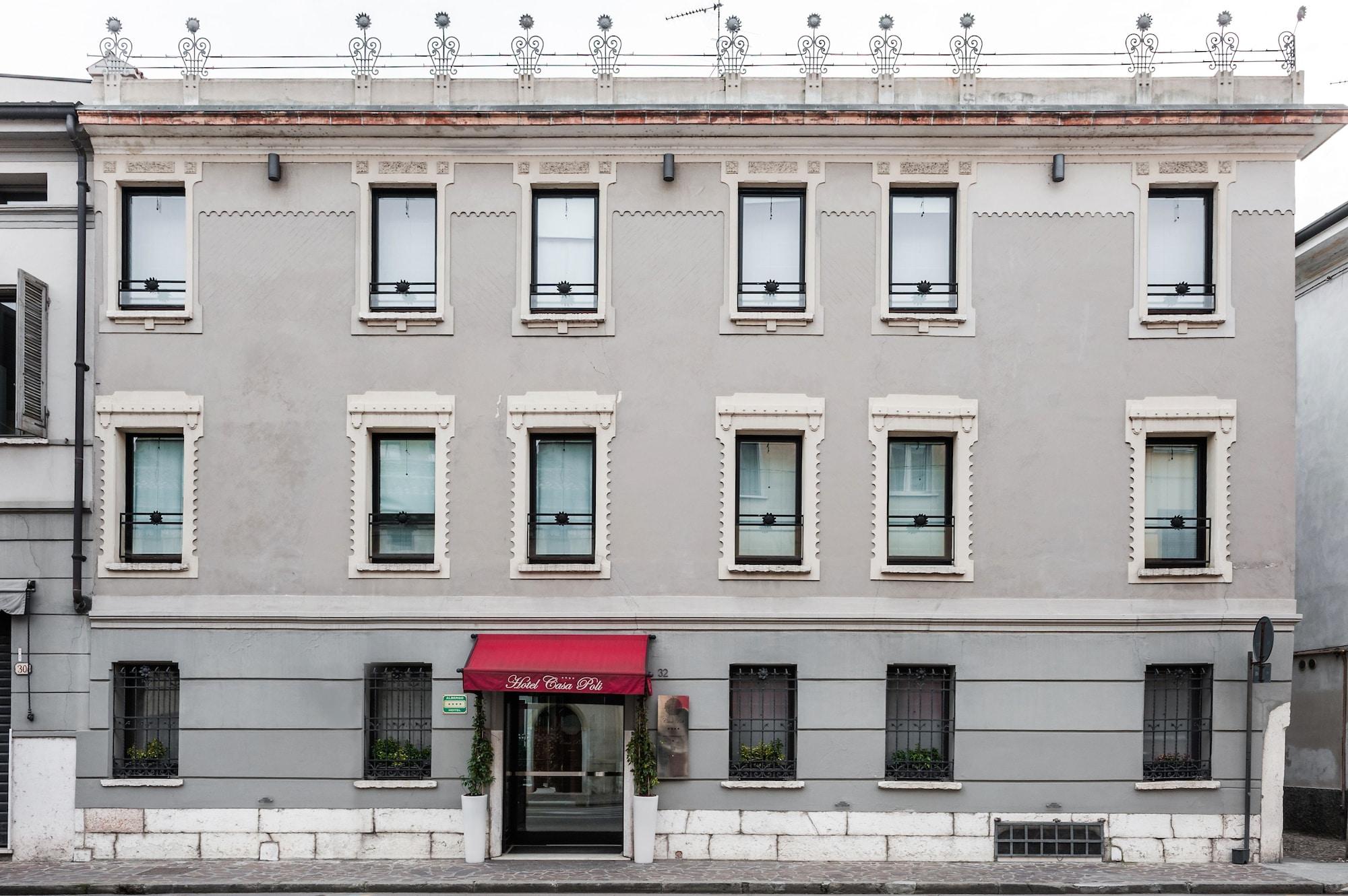 Hotel Casa Poli Mantova by null