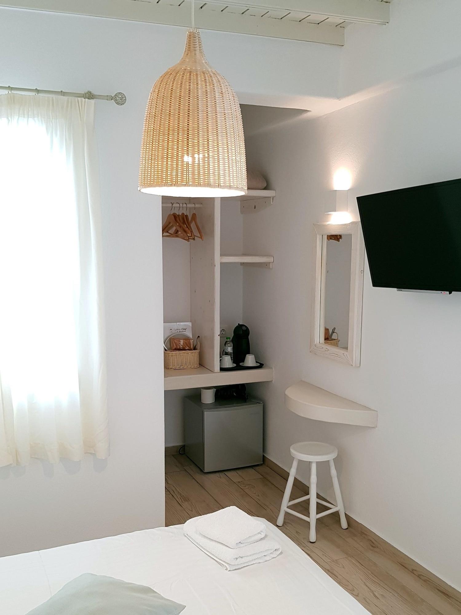 Lefteris Hotel & Apartments by null