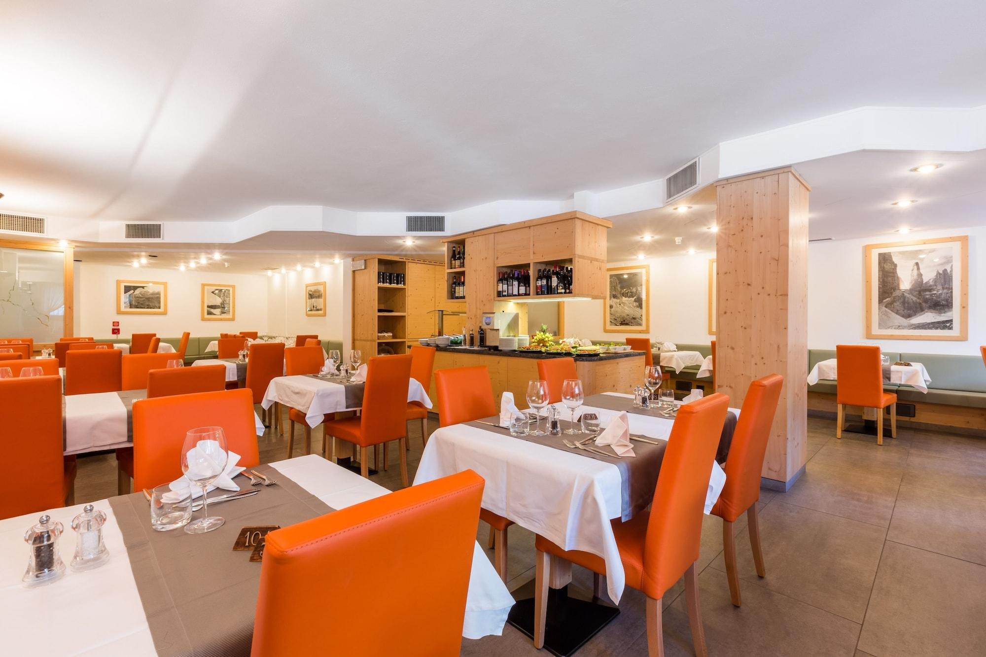 Hotel Alpina