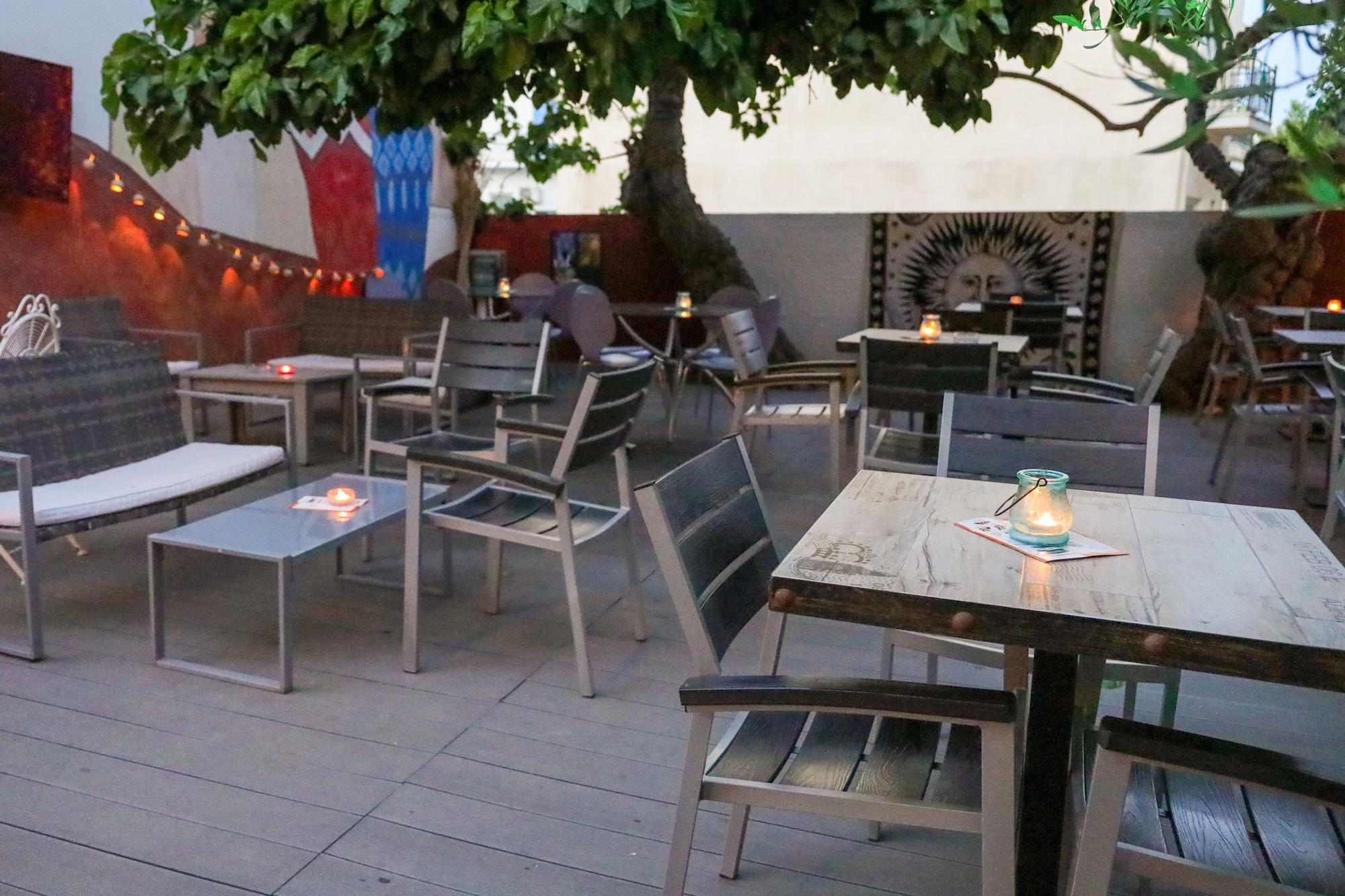 Hotel Kostis by null