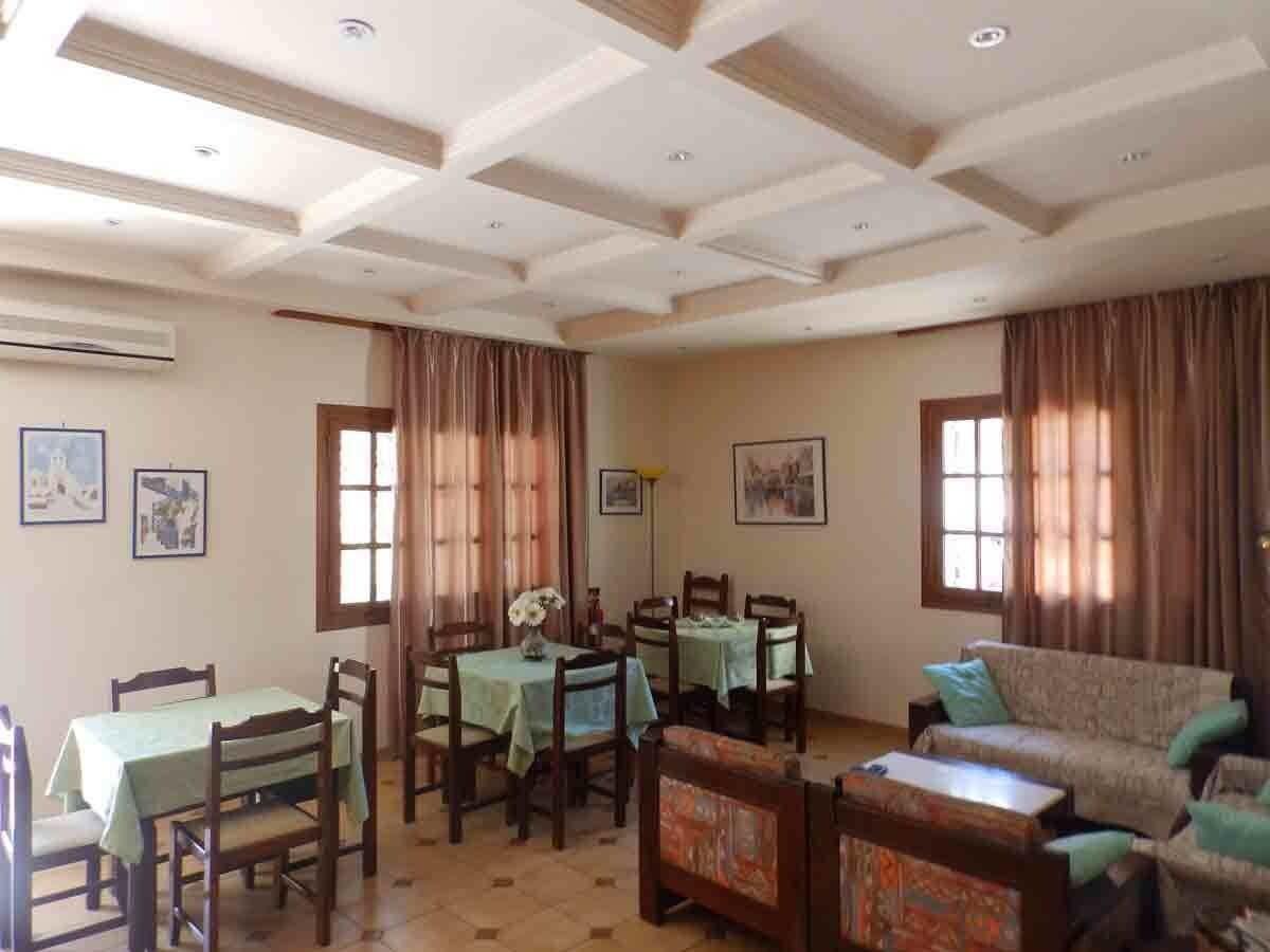 Alexandra Hotel