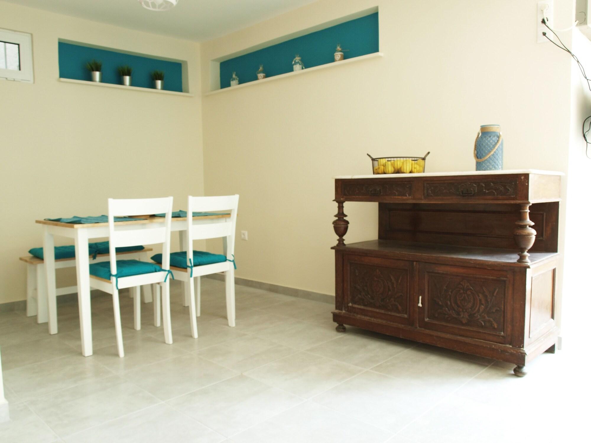 Vouliagmeni Stylish Homes By Blupine