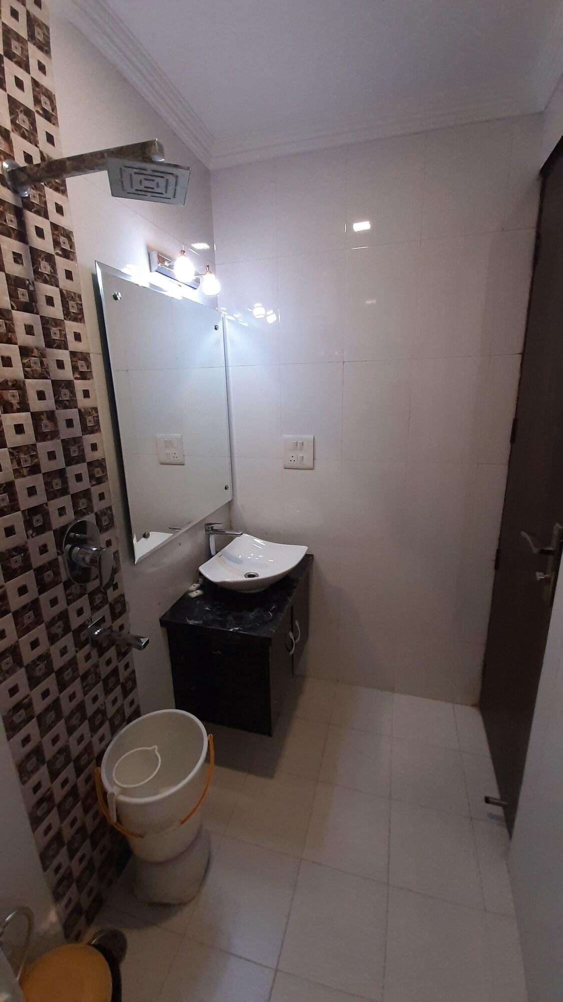 Krishna Inn