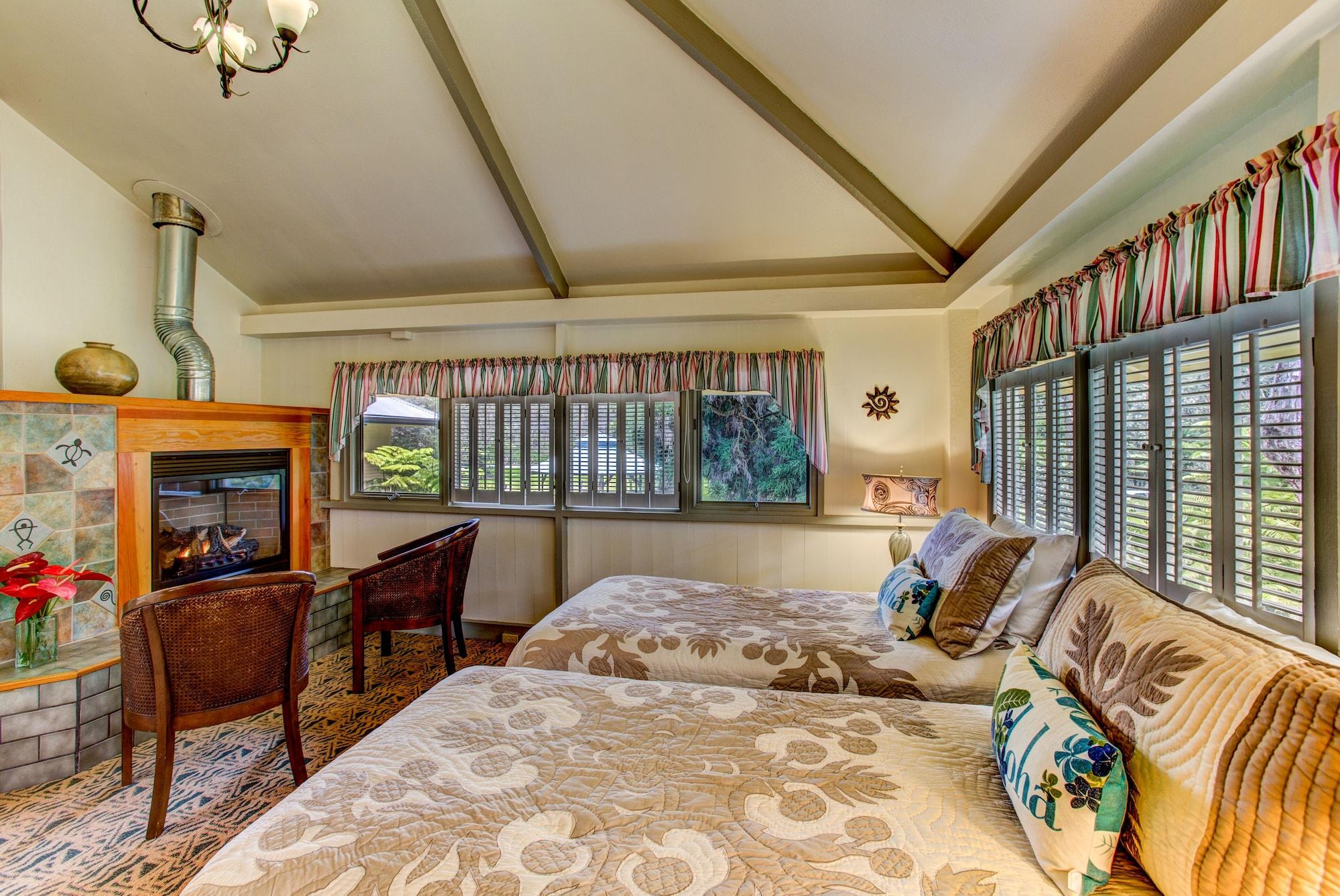 Kilauea Lodge and Restaurant by null