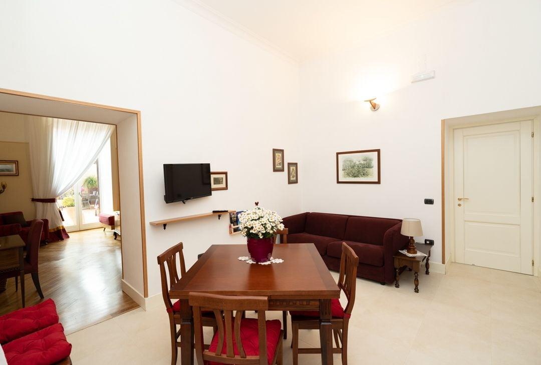 Moon Luxury Rooms & Apartments