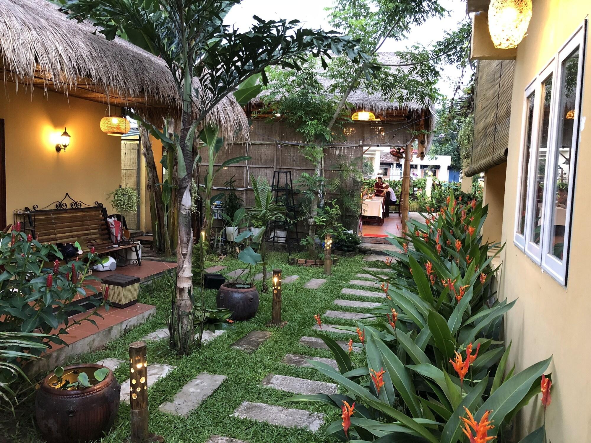 Tropical Garden Homestay - фото