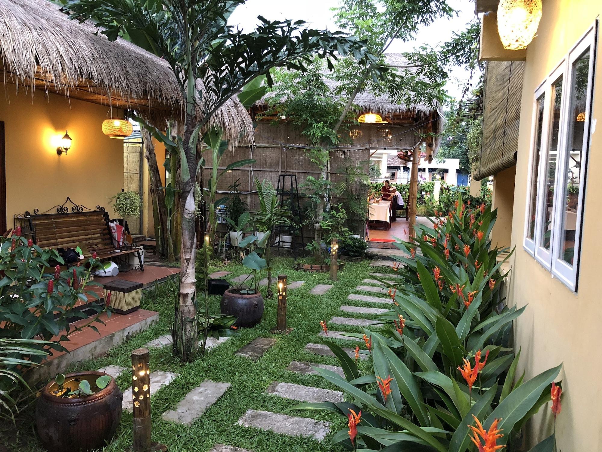 Tropical Garden Homestay - фото