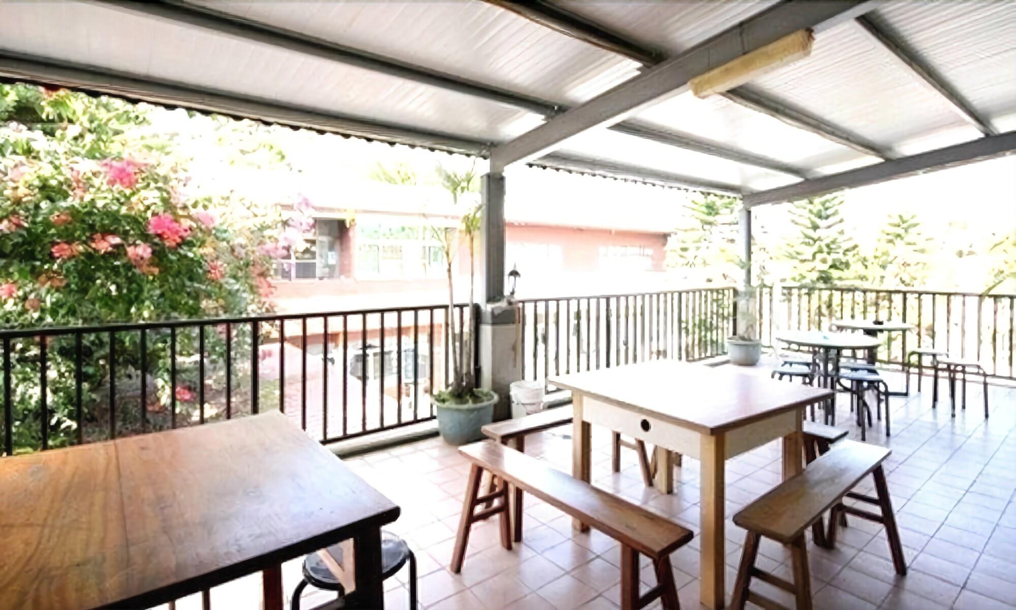 Sun Moon Flower Homestay
