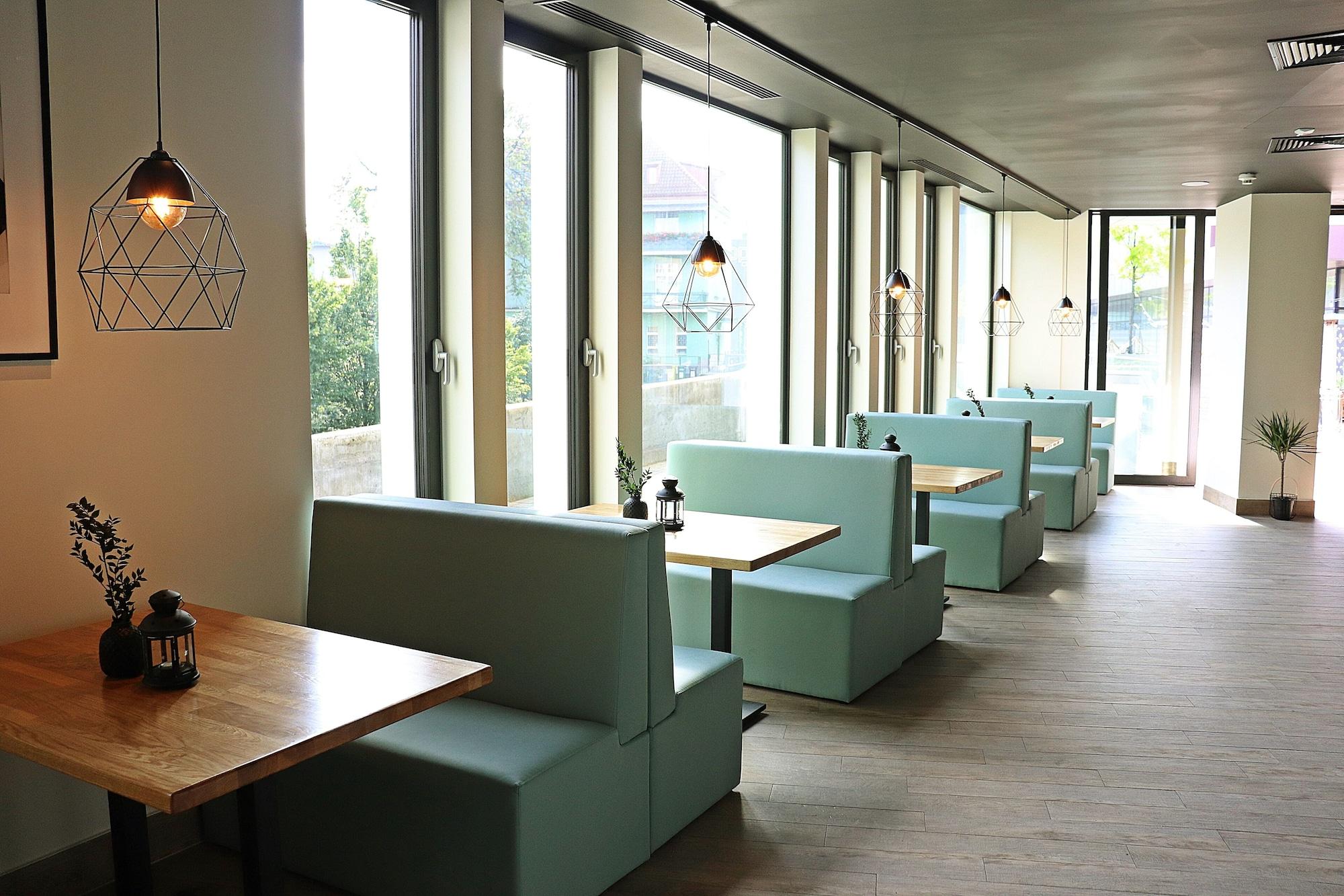 Molo Hotel