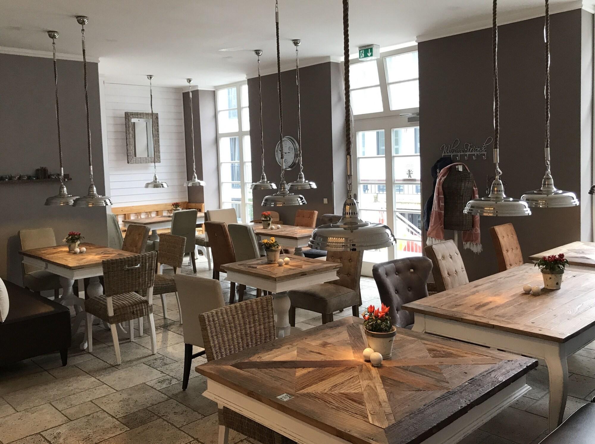 Suite Hotel Binz Familienhotel Ra Gen