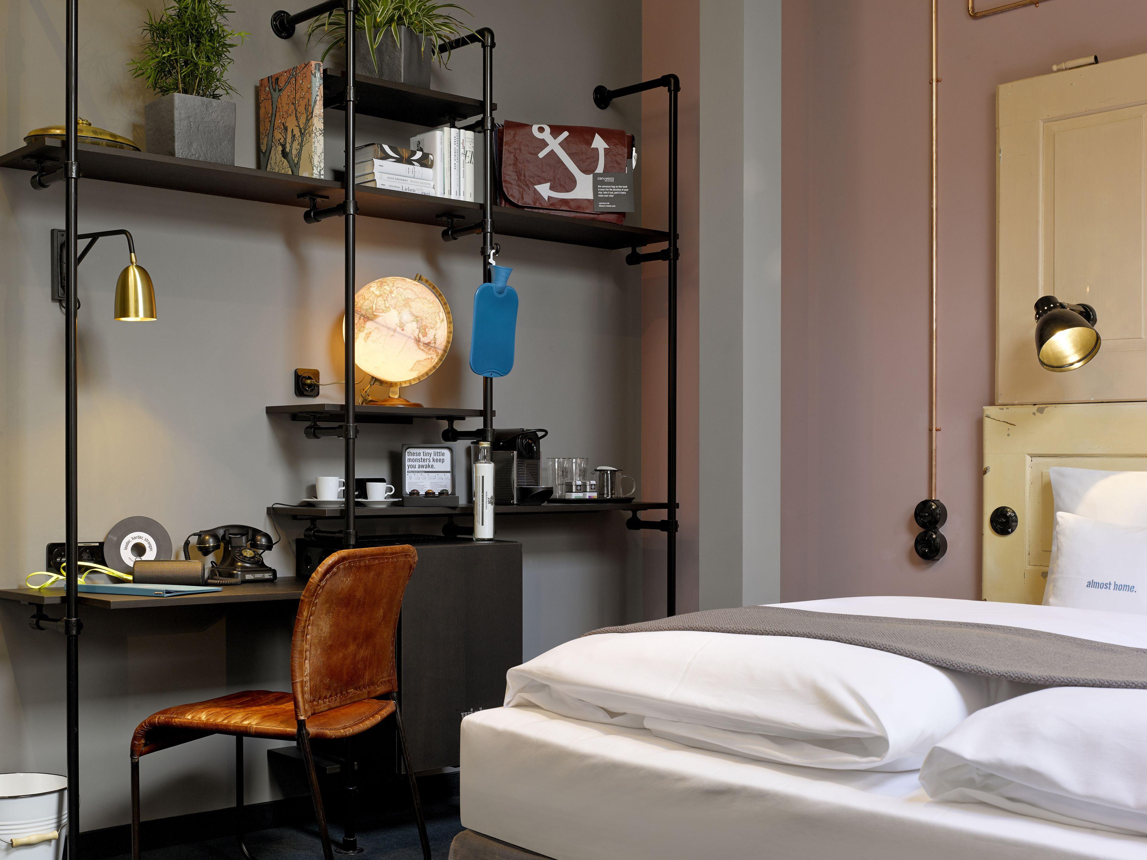 25hours Hotel Hamburg Altes Hafenamt by null