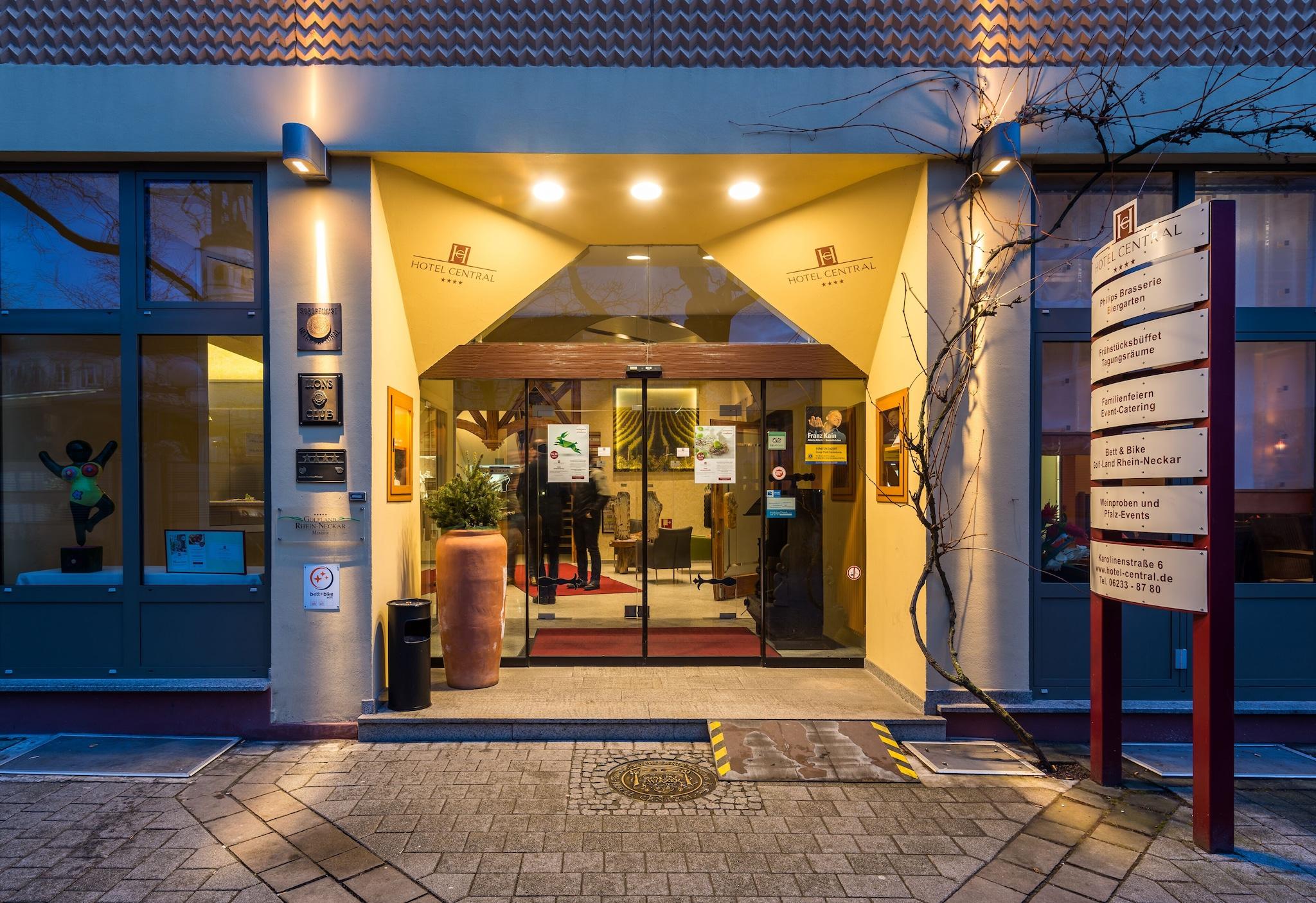 Hotel Central