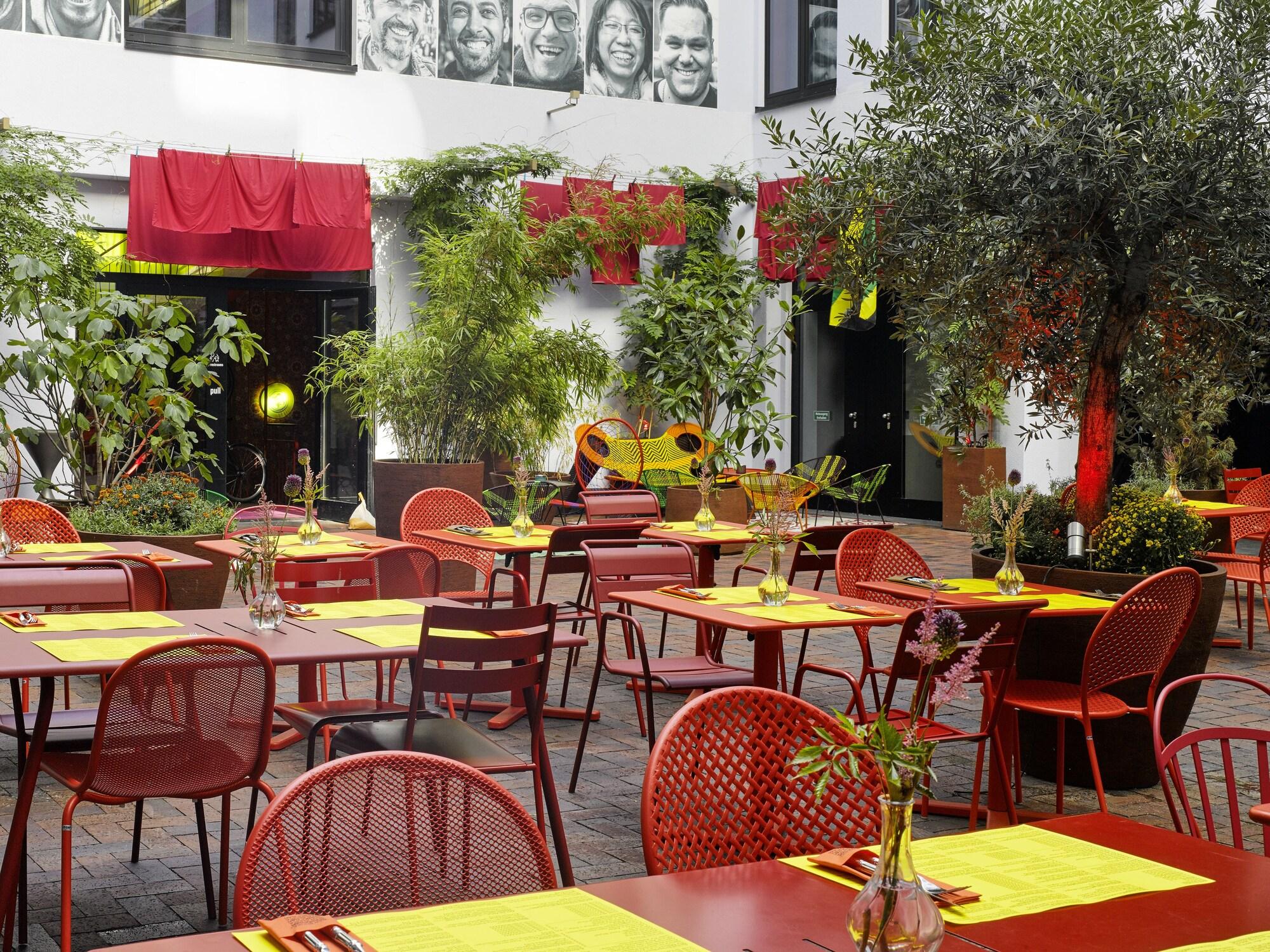 25hours Hotel Frankfurt The Trip by null