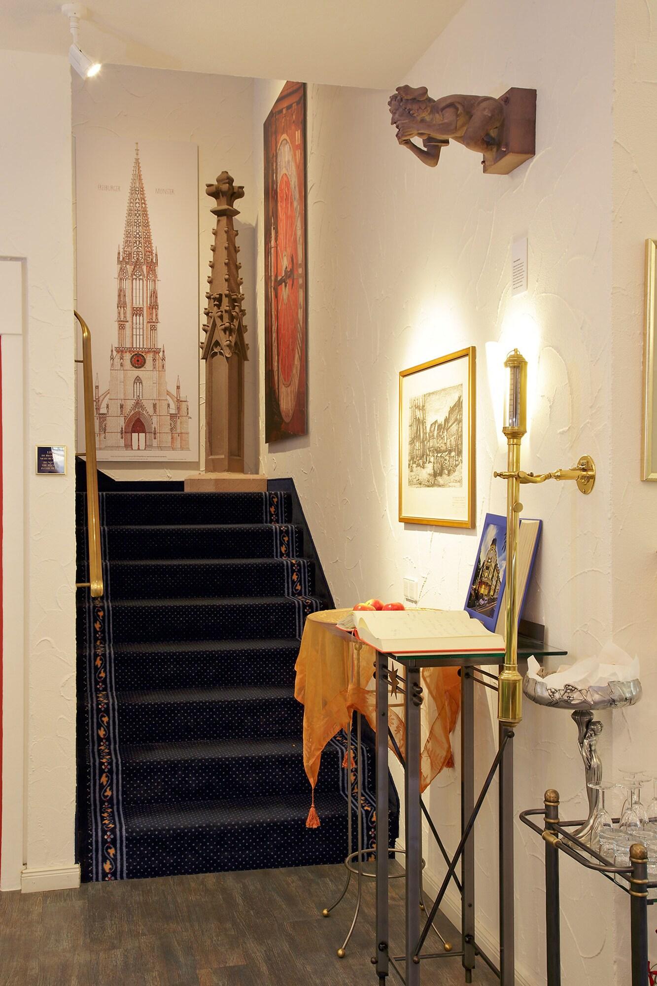 Park Hotel Post Freiburg - Kultur und Literatur am Colombipark by null