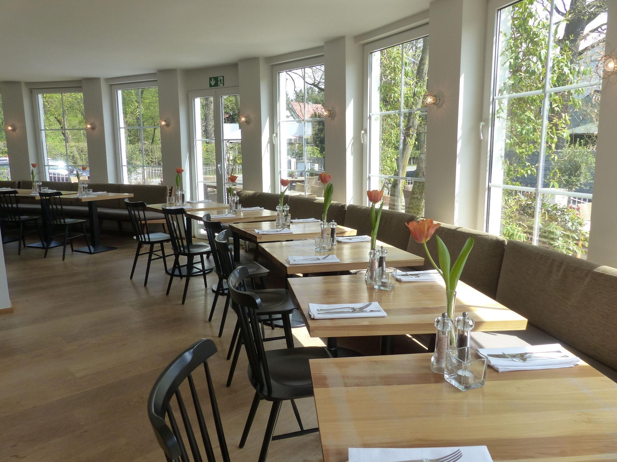 Prinz Myshkin Parkhotel
