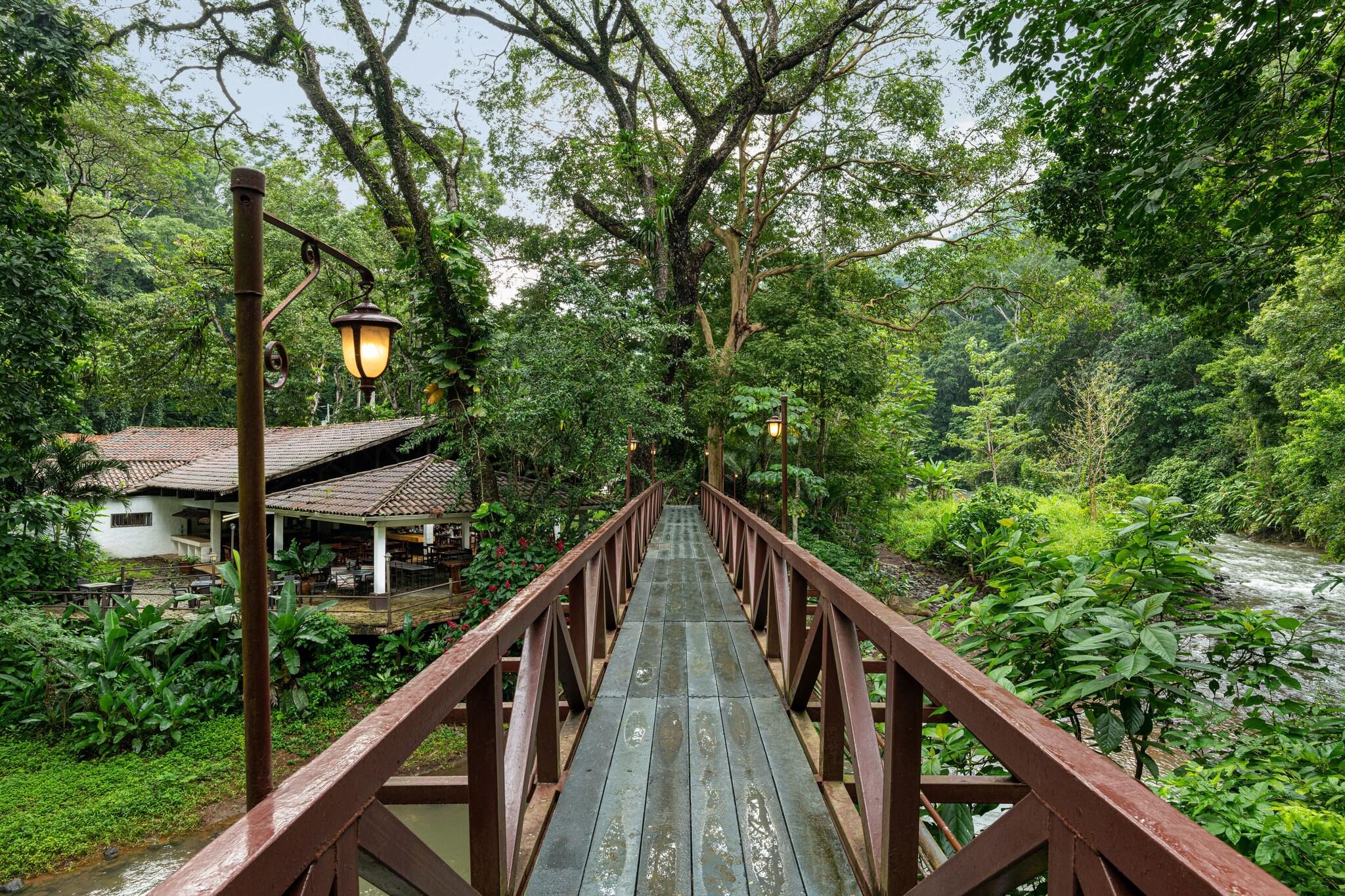 Villa Lapas Jungle Village by null