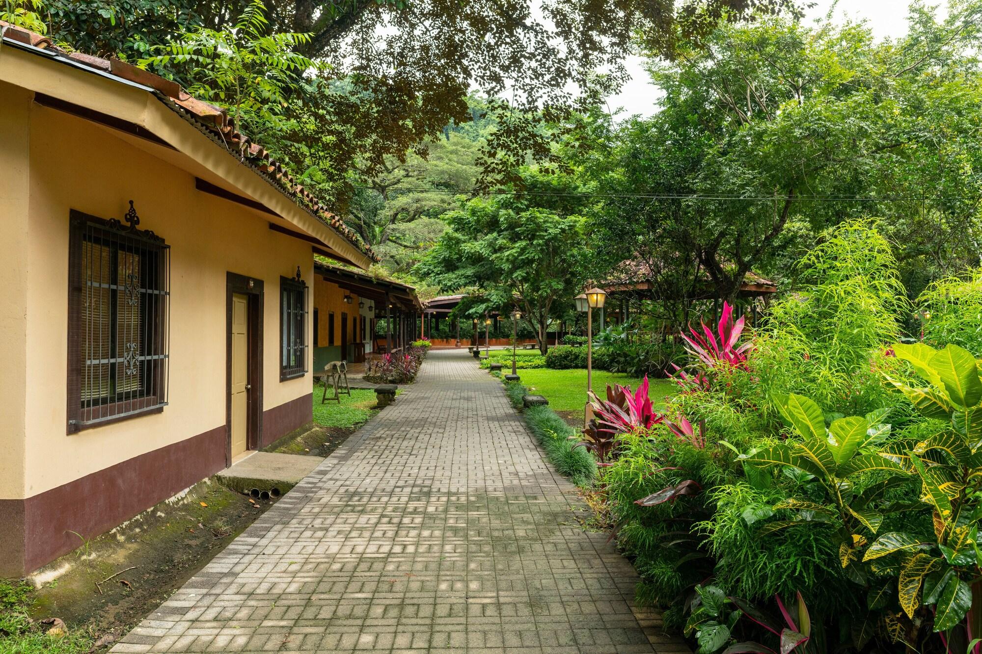 Hotel Villa Lapas Jungle Village image