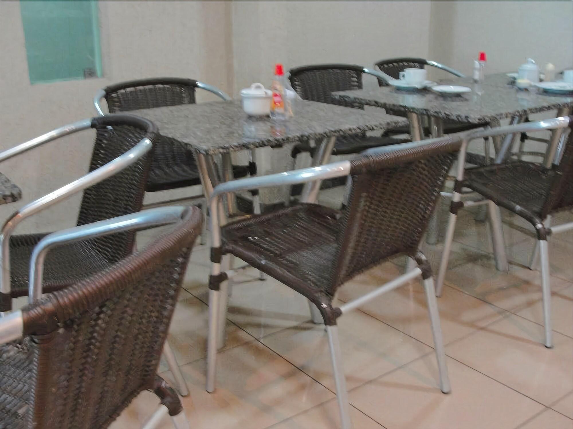 Hotel Uzi Praia