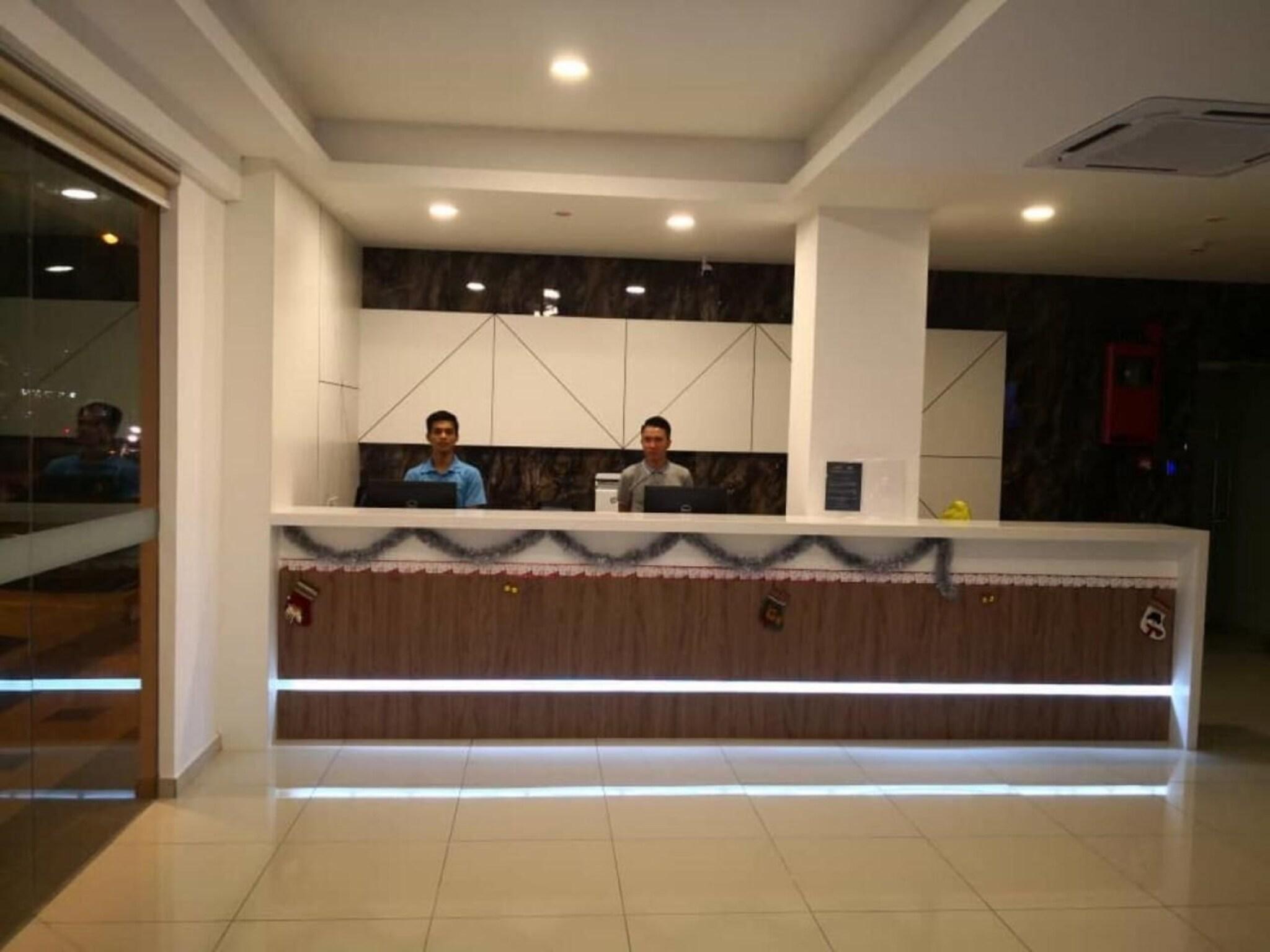 Walk In Hotel
