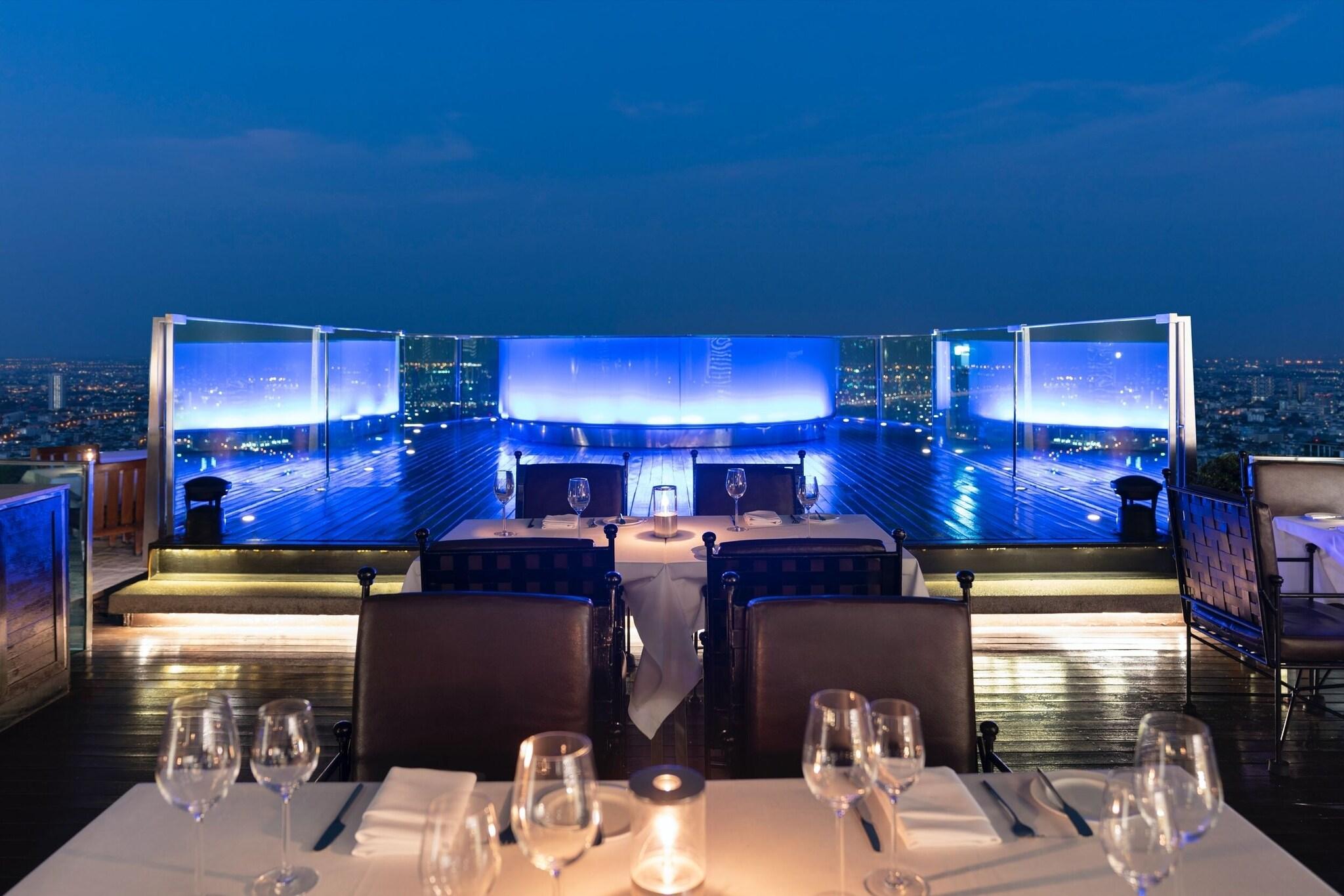 lebua at State Tower by null
