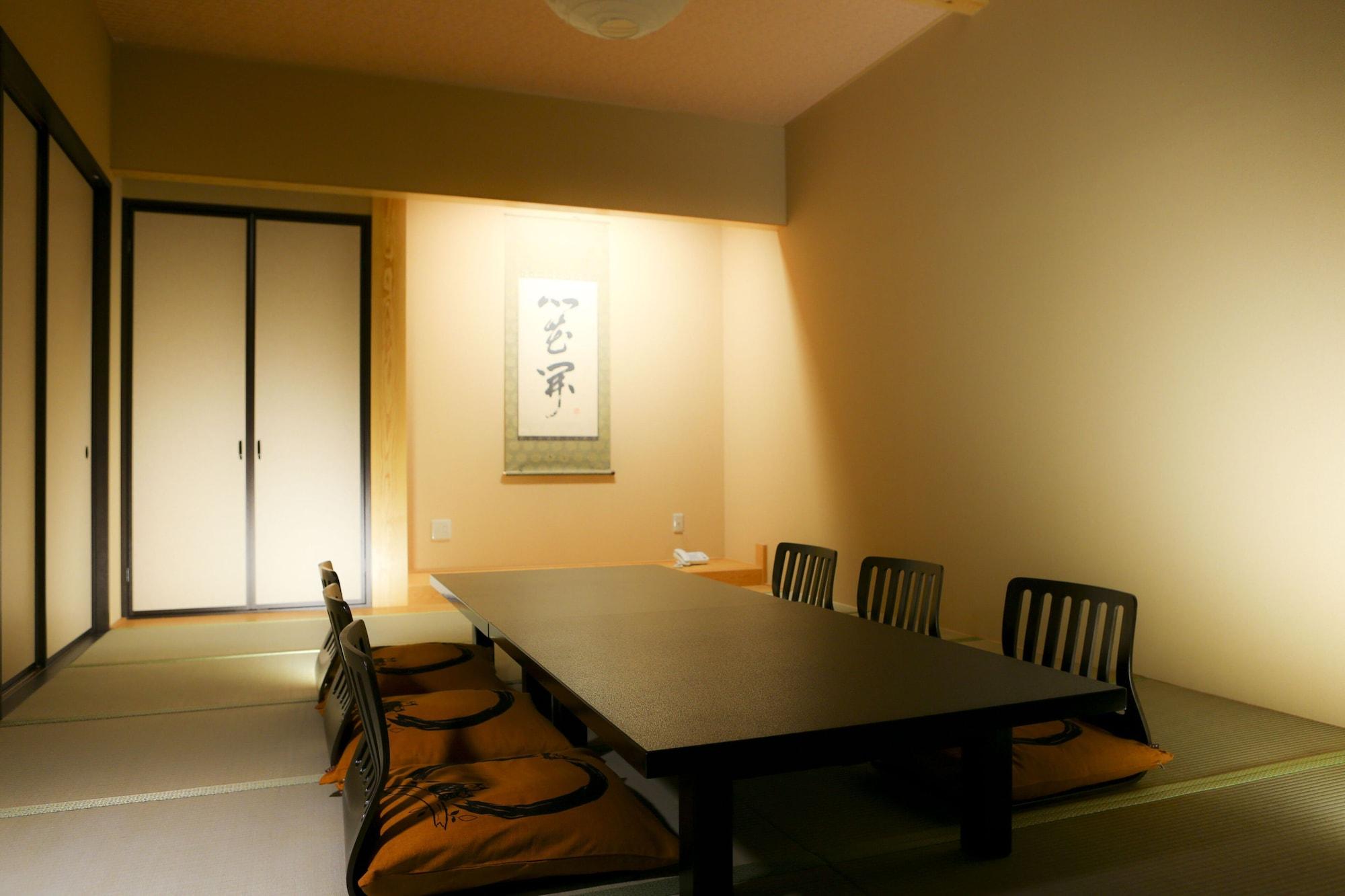 Hotel Housei