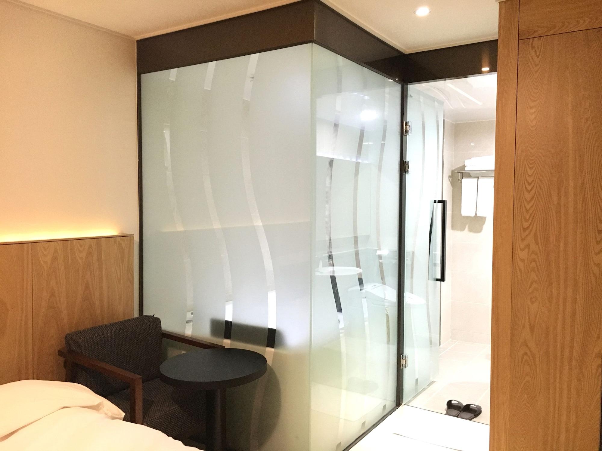 K Tourist Hotel