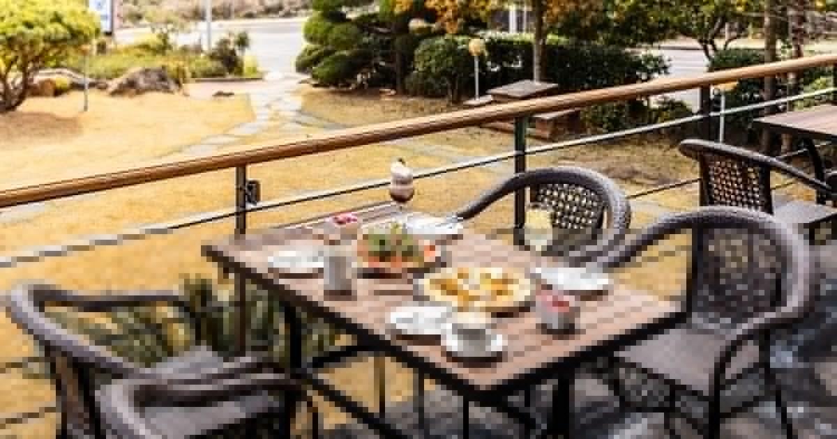 Jeju Hanok Hotel Hallagung